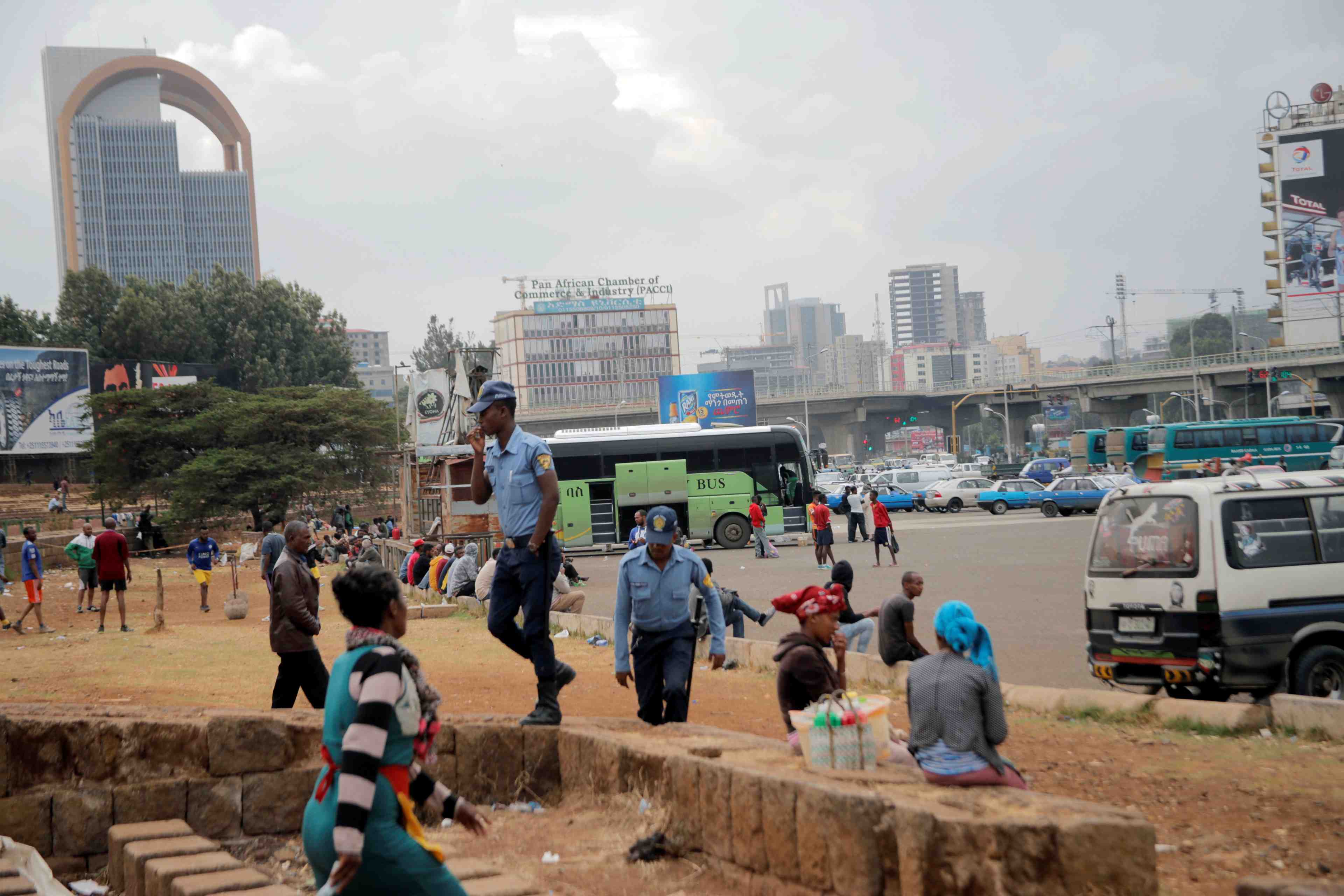La france va commencer a rapatrier des ressortissants d'ethiopie, d'apres une source