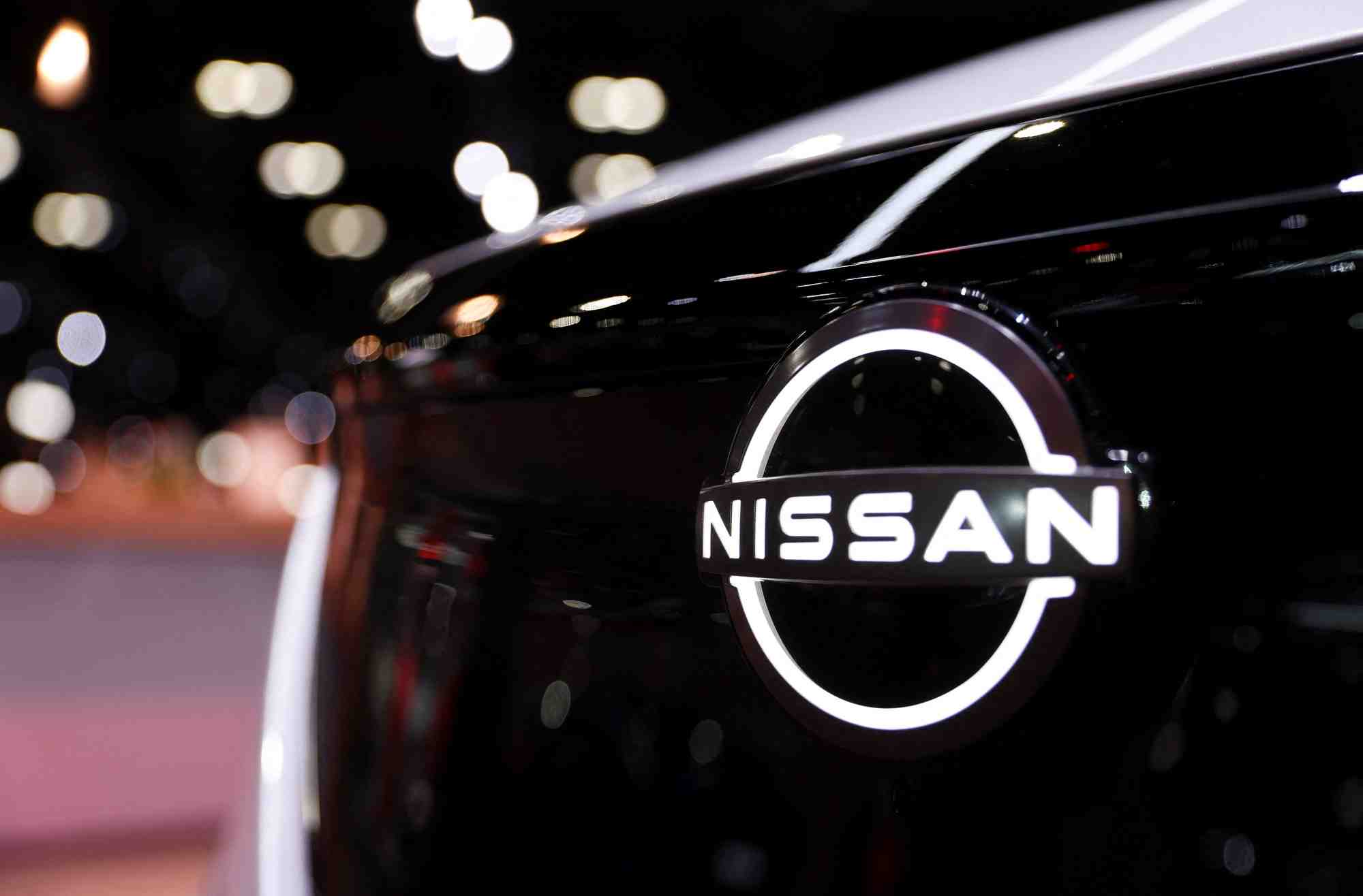 Logo de nissan a los angeles, californie, etats-unis
