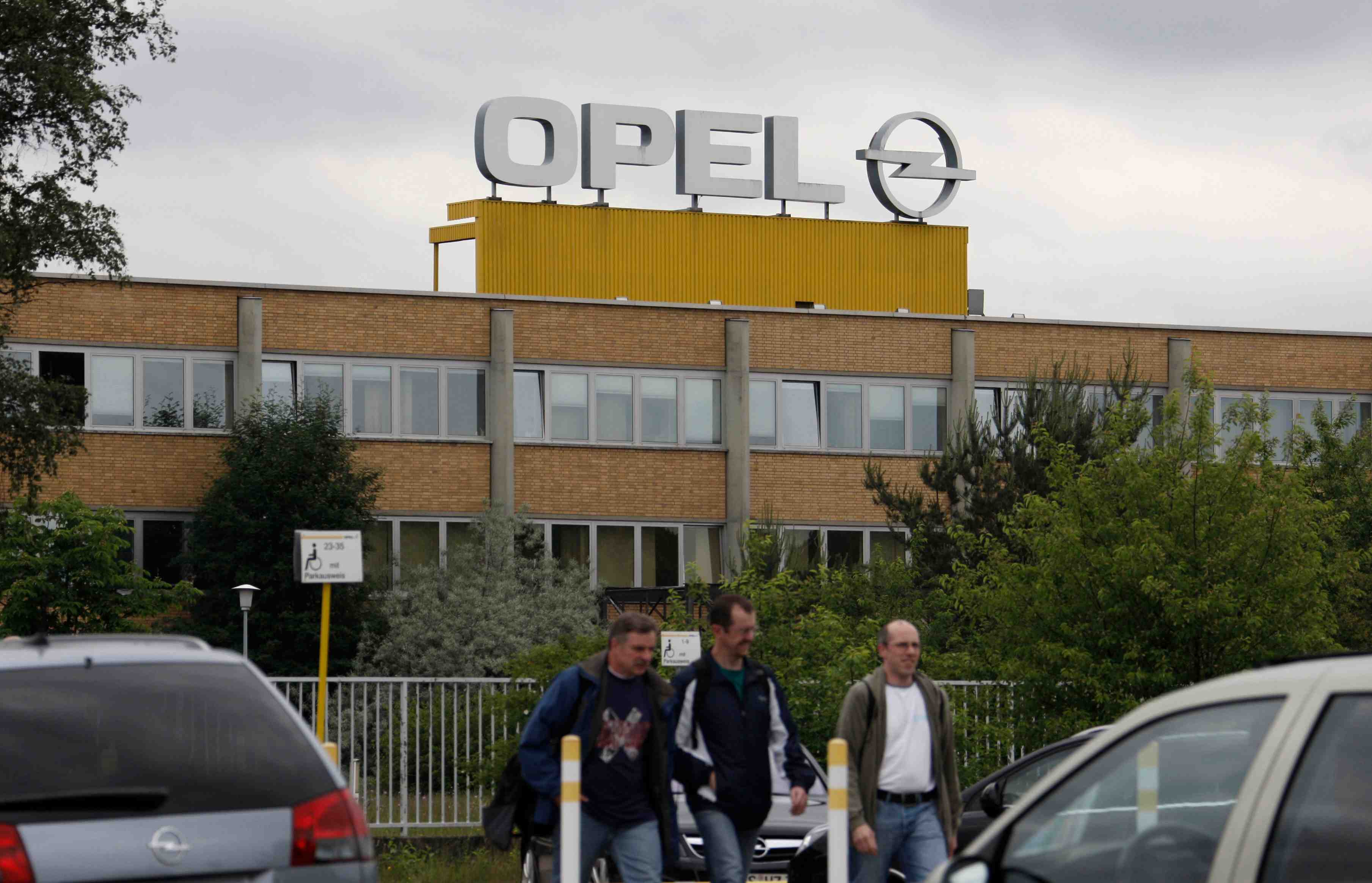 Diesel: perquisitions chez opel en allemagne, rapporte bild