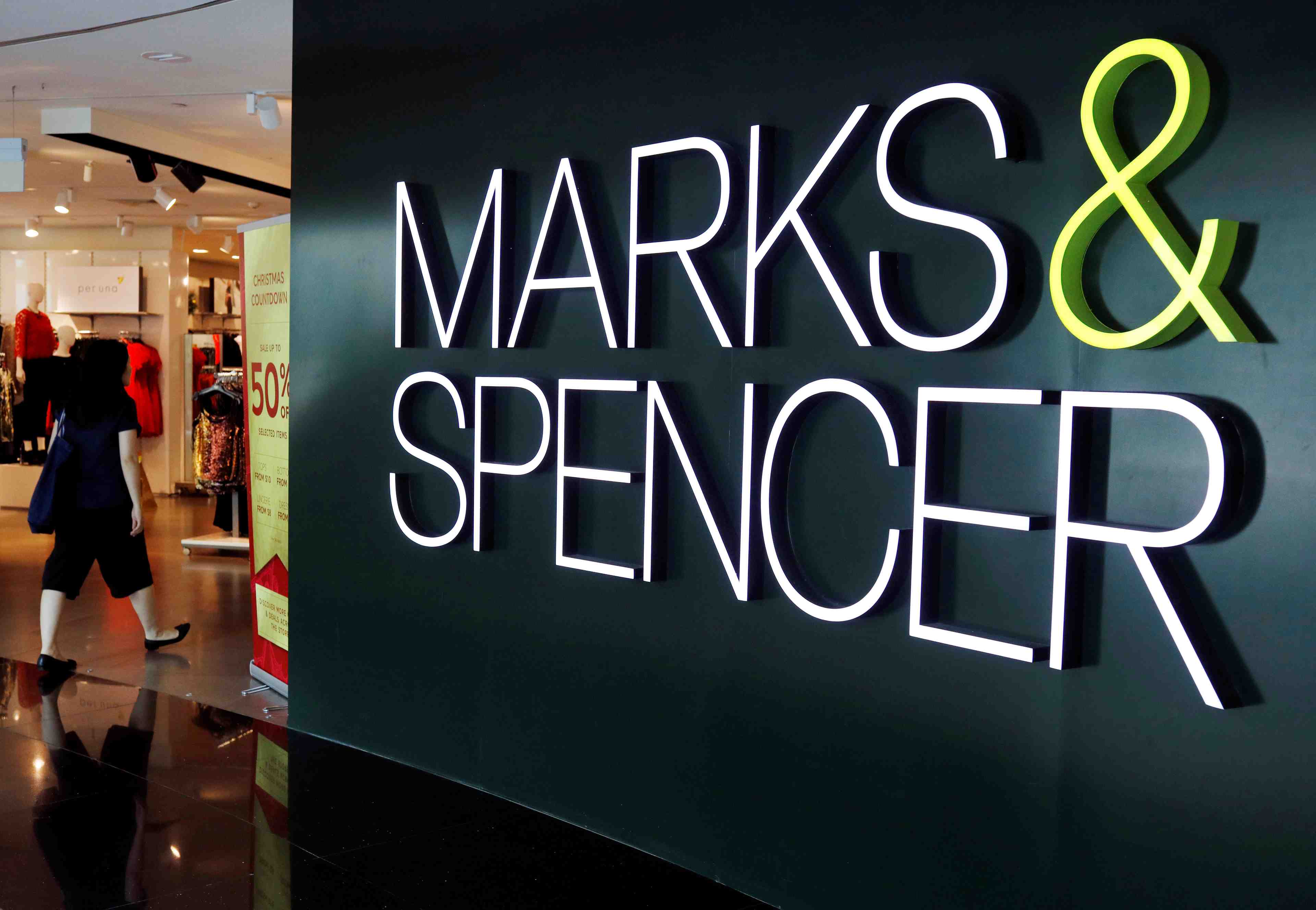 Marks & spencer cree une coentreprise pour se renforcer en ligne