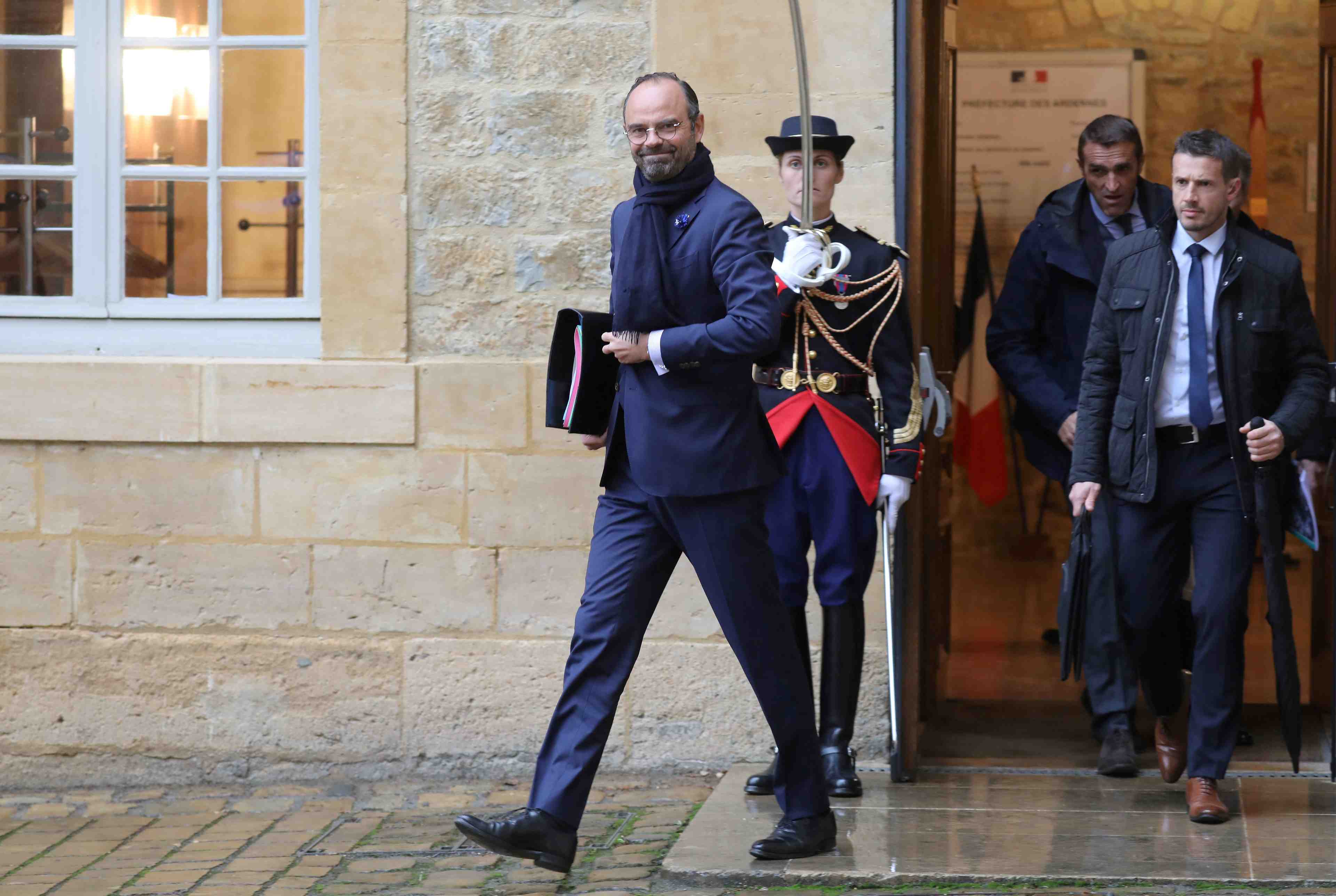 Le gouvernement peaufine ses mesures sur les carburants
