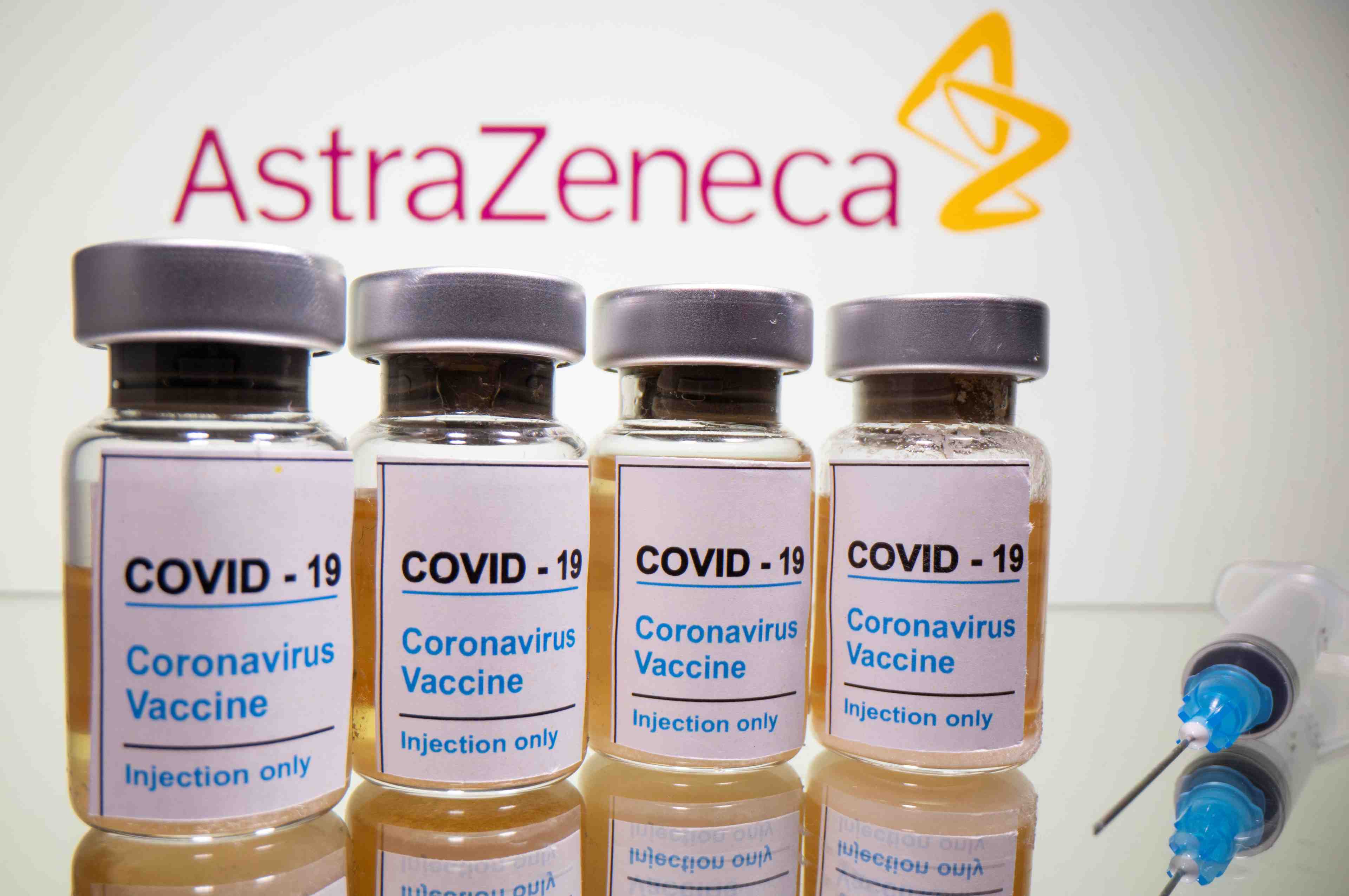 Oxford/astrazeneca: regain d'espoir pour le deploiement prochain du candidat-vaccin