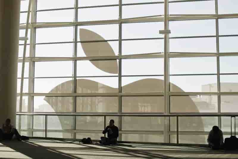 Musique et montre connectee au menu des developpeurs d'apple