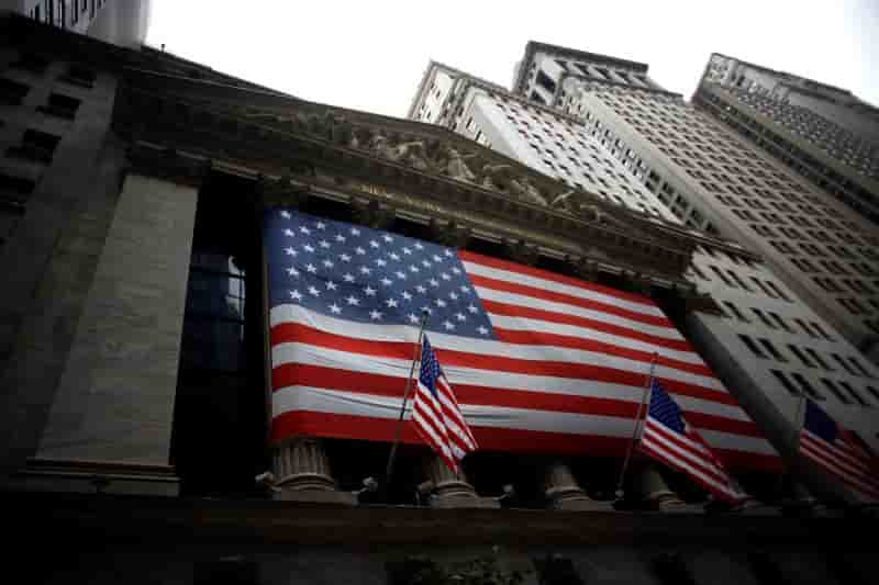 La bourse de new york termine dans le rouge