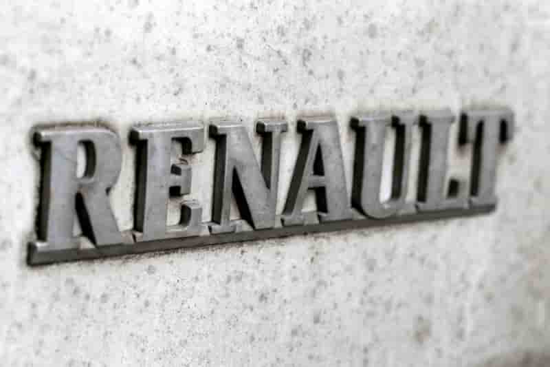Renault a suivre a paris