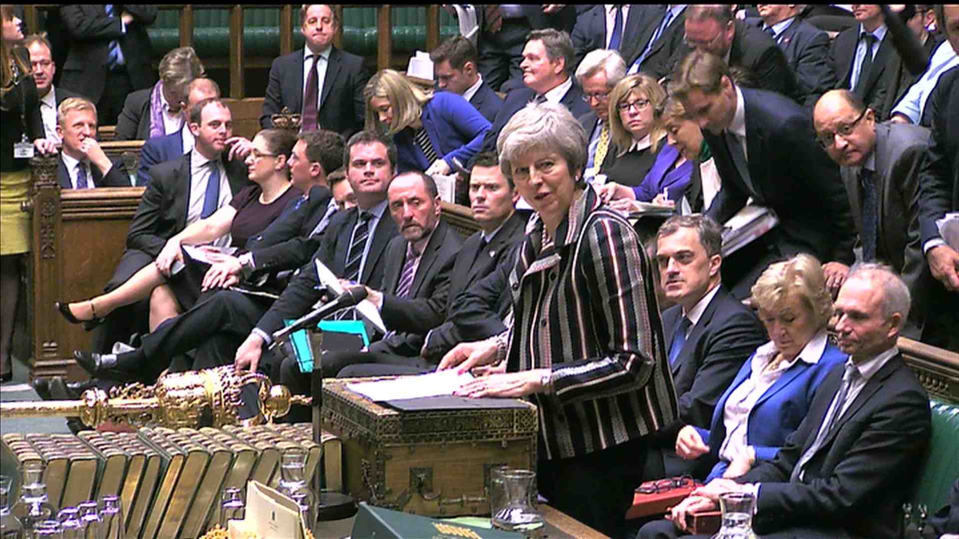 Un rejet de l'accord serait un pas dans l'inconnu, dit may