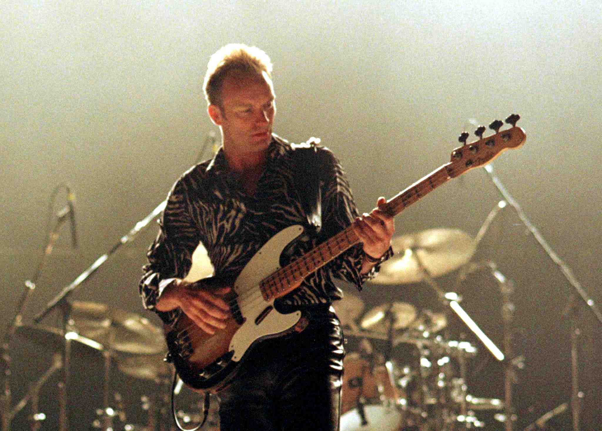 Universal rachete le catalogue du chanteur sting