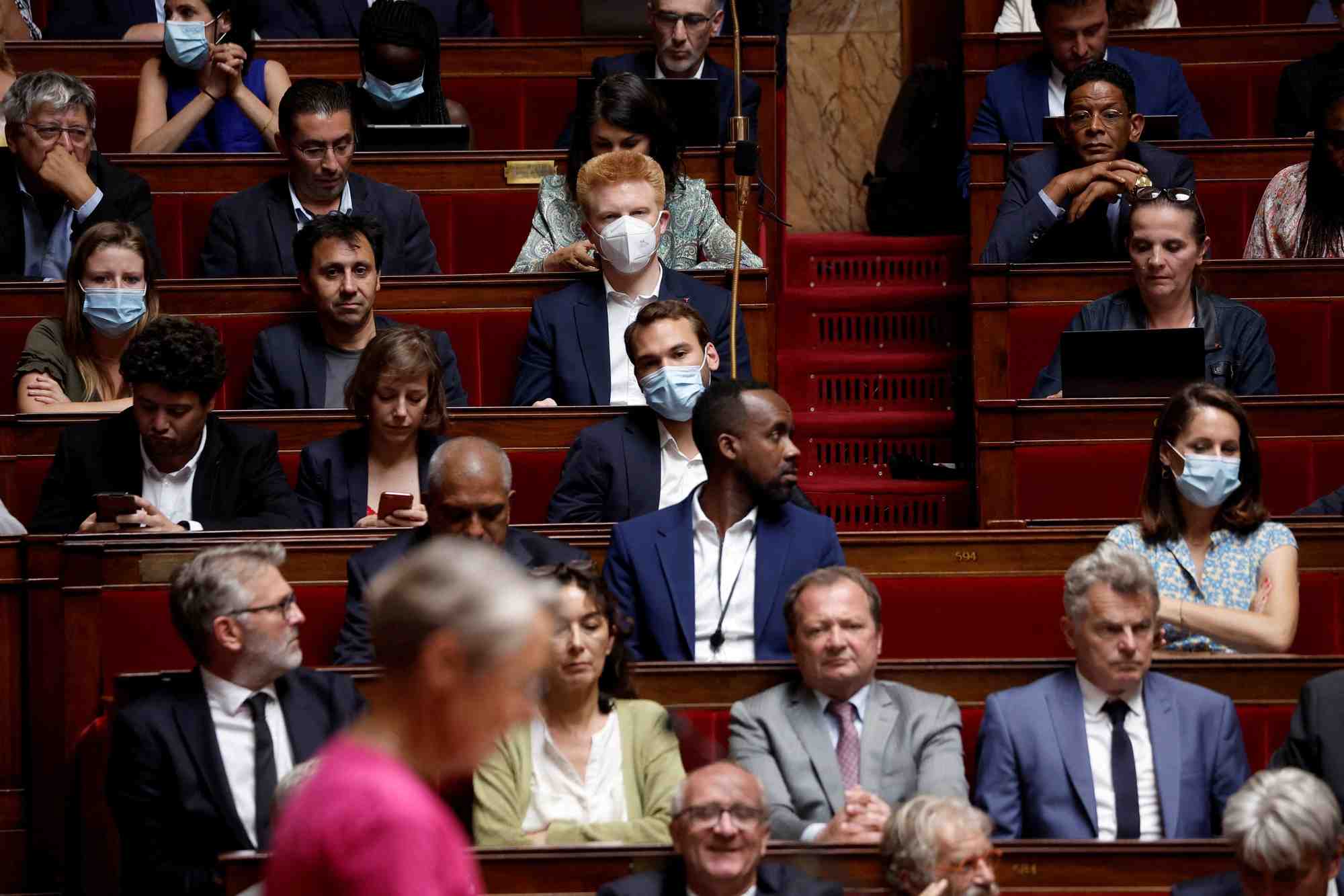 France: adoption definitive du budget rectificatif, deuxieme volet pour le pouvoir d'achat