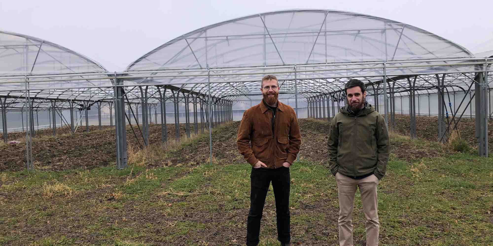 La première ferme maraîchère de la SCIC Ceinture Verte Pays d'Auvergne, exploitée par Simon Demolin et dirigée par Jérémy Alves, produira une quarantaine de légumes bio.
