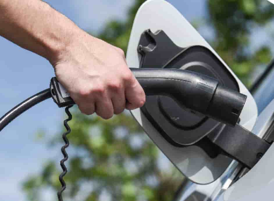 Ortec, ETI basée à Aix-en-Provence crée un co-société avec la Banque des Territoires avec l'objectif de mailler le territoire en bornes de recharge pour la mobilité lourde.