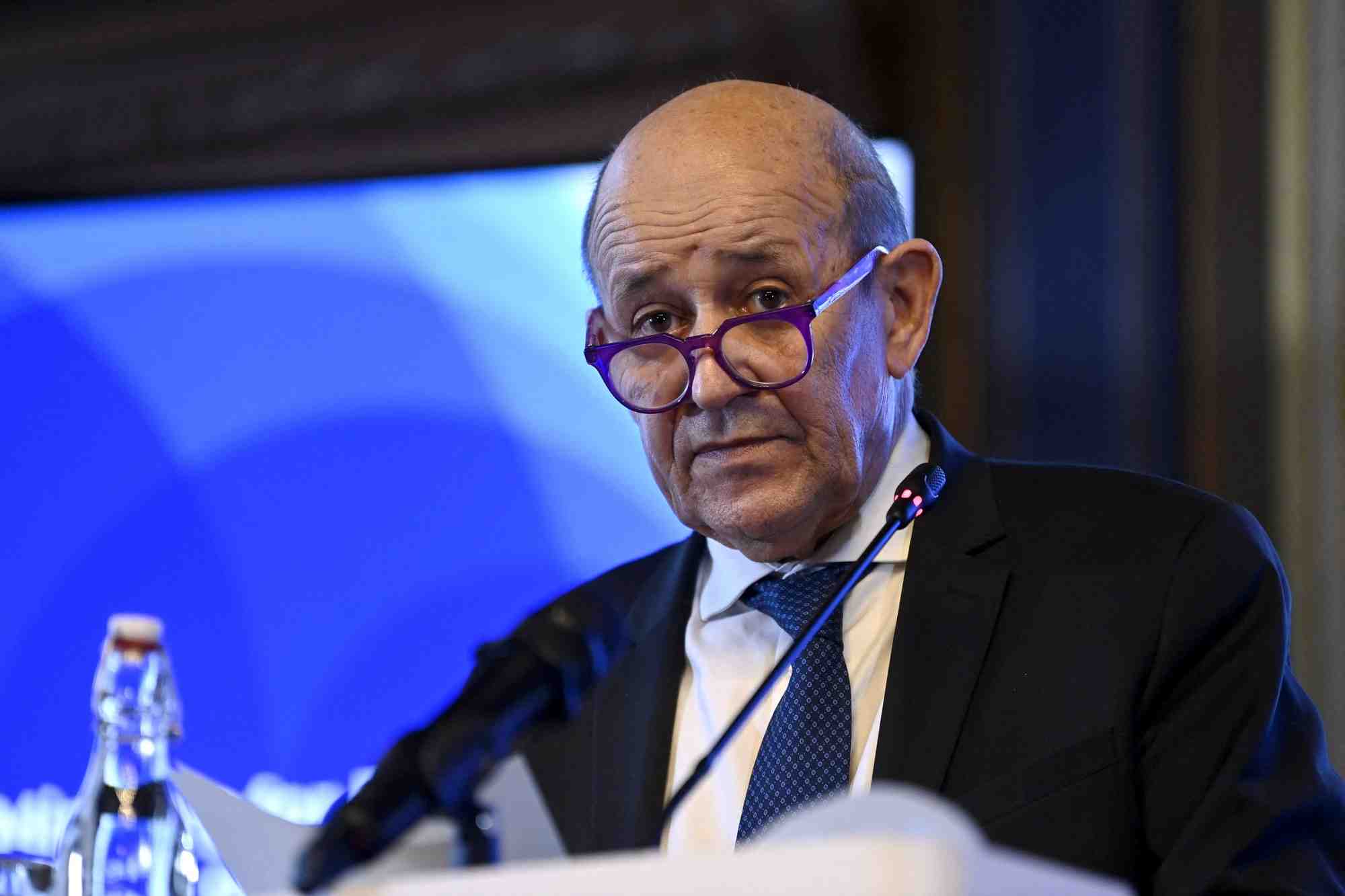 La france condamne les "exactions massives" commises par les forces russes en ukraine