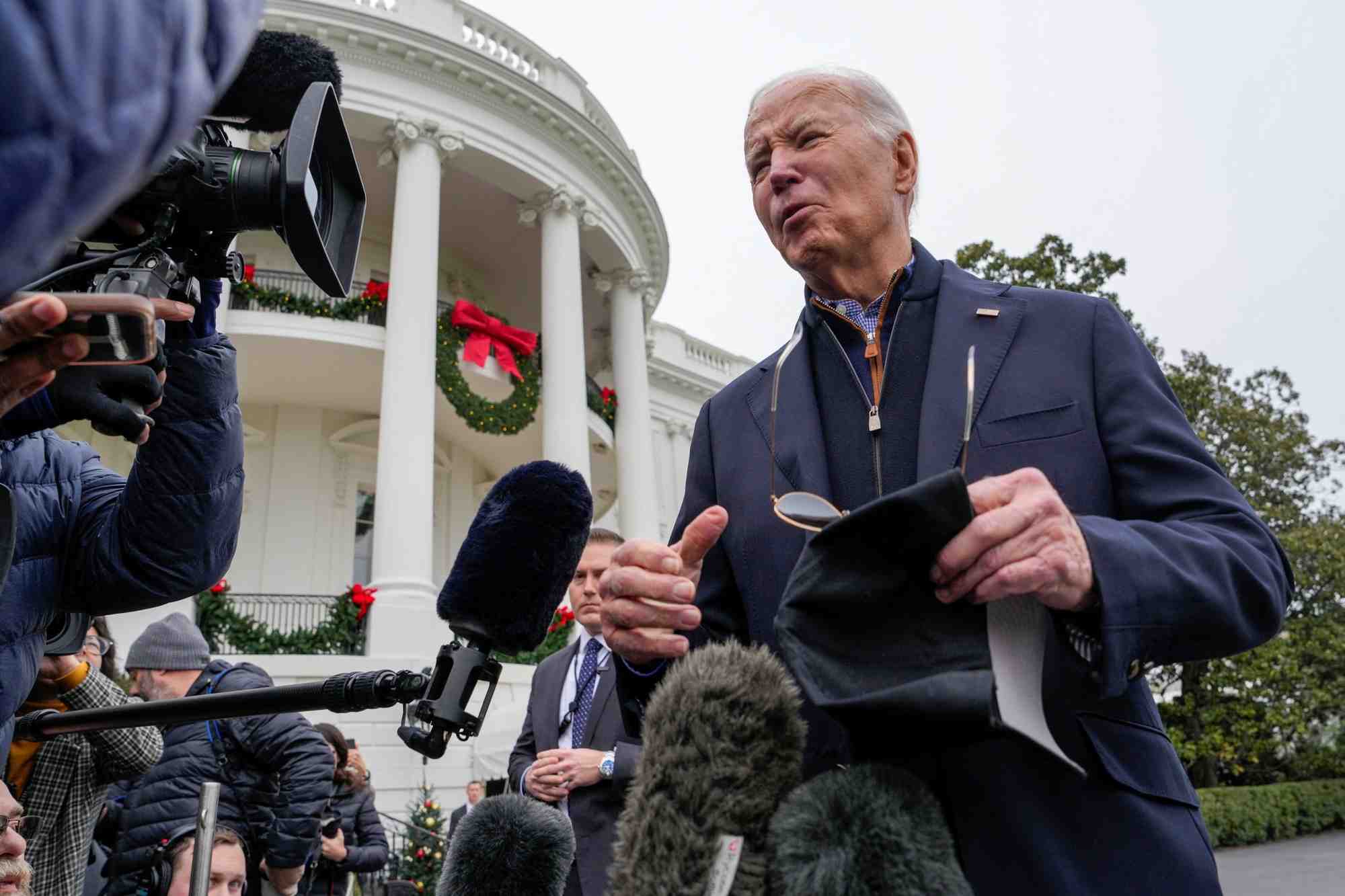 Le president americain joe biden