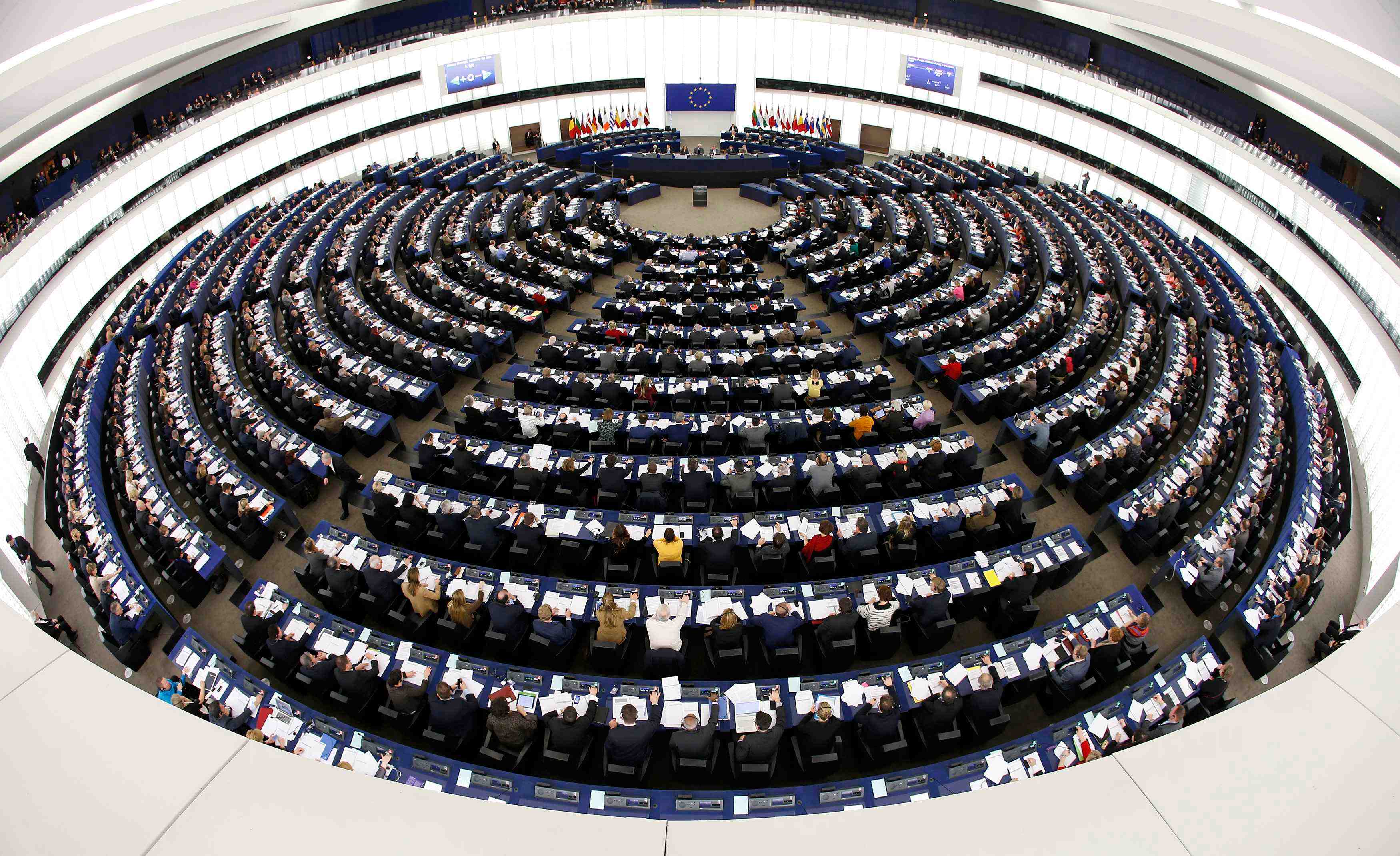 Le parlement europeen s'engage a adopter le fichier passagers d'ici 2015