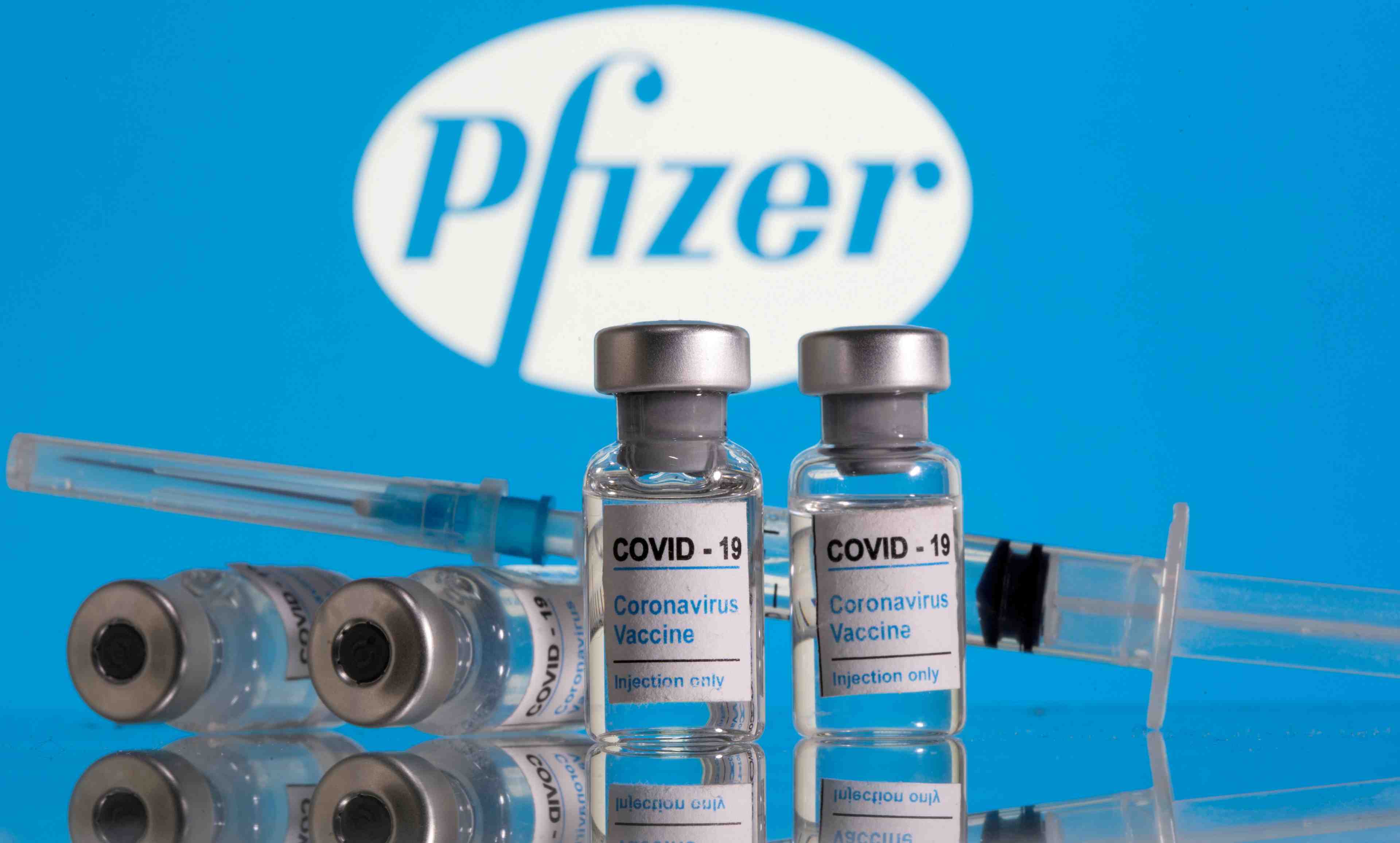 Les vaccins d'astrazeneca et pfizer efficaces contre le variant delta, affirme une etude