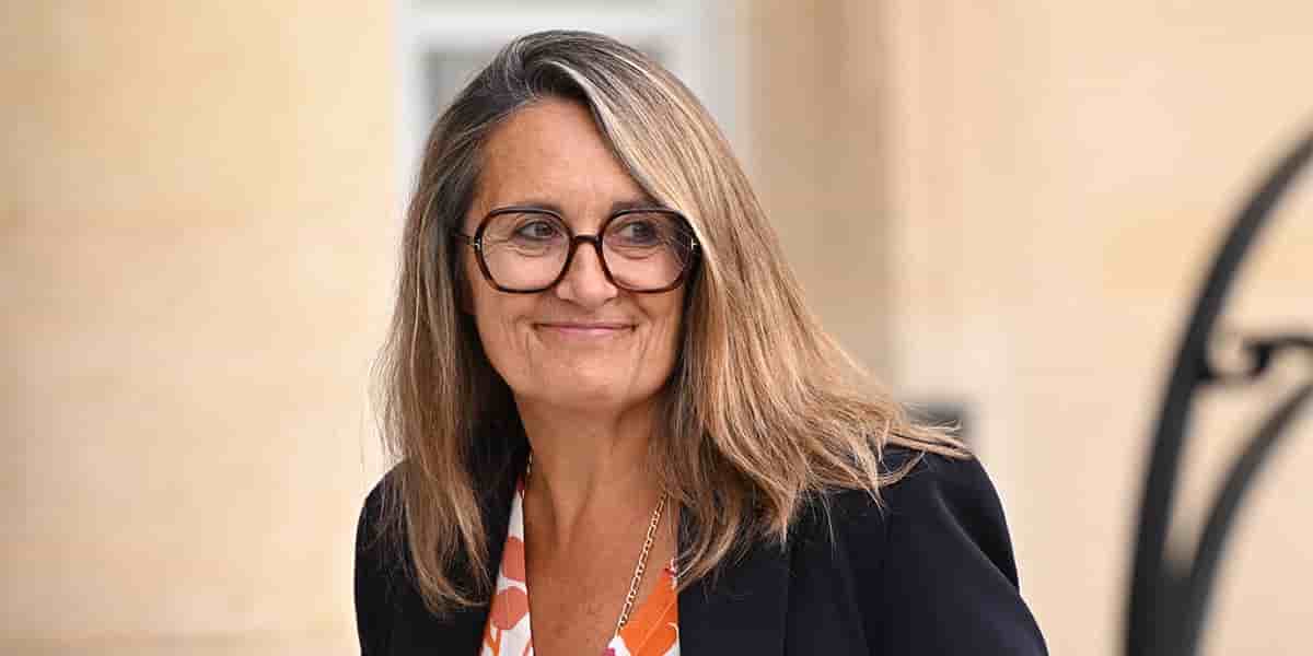 Sophie Primas porte-parole du gouvernement de François Bayrou, malgré les réserves vis-à-vis du nouveau Premier ministre.