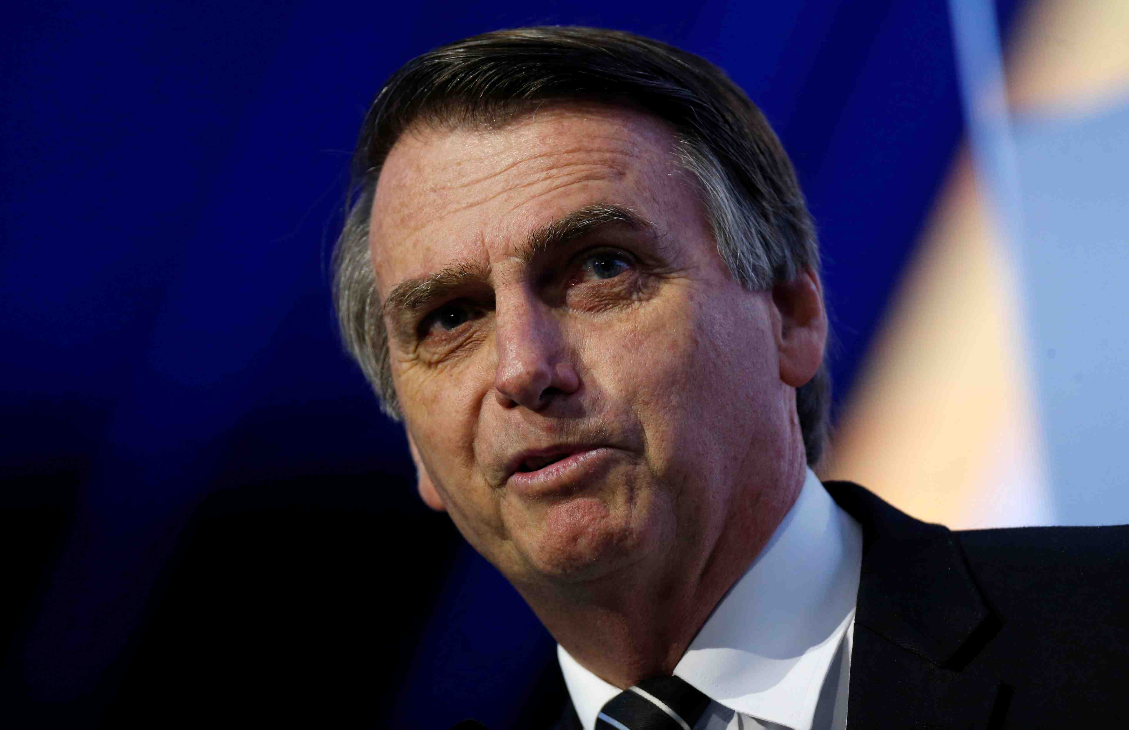 Le programme de bolsonaro ferait "exploser" la deforestation, selon des ong