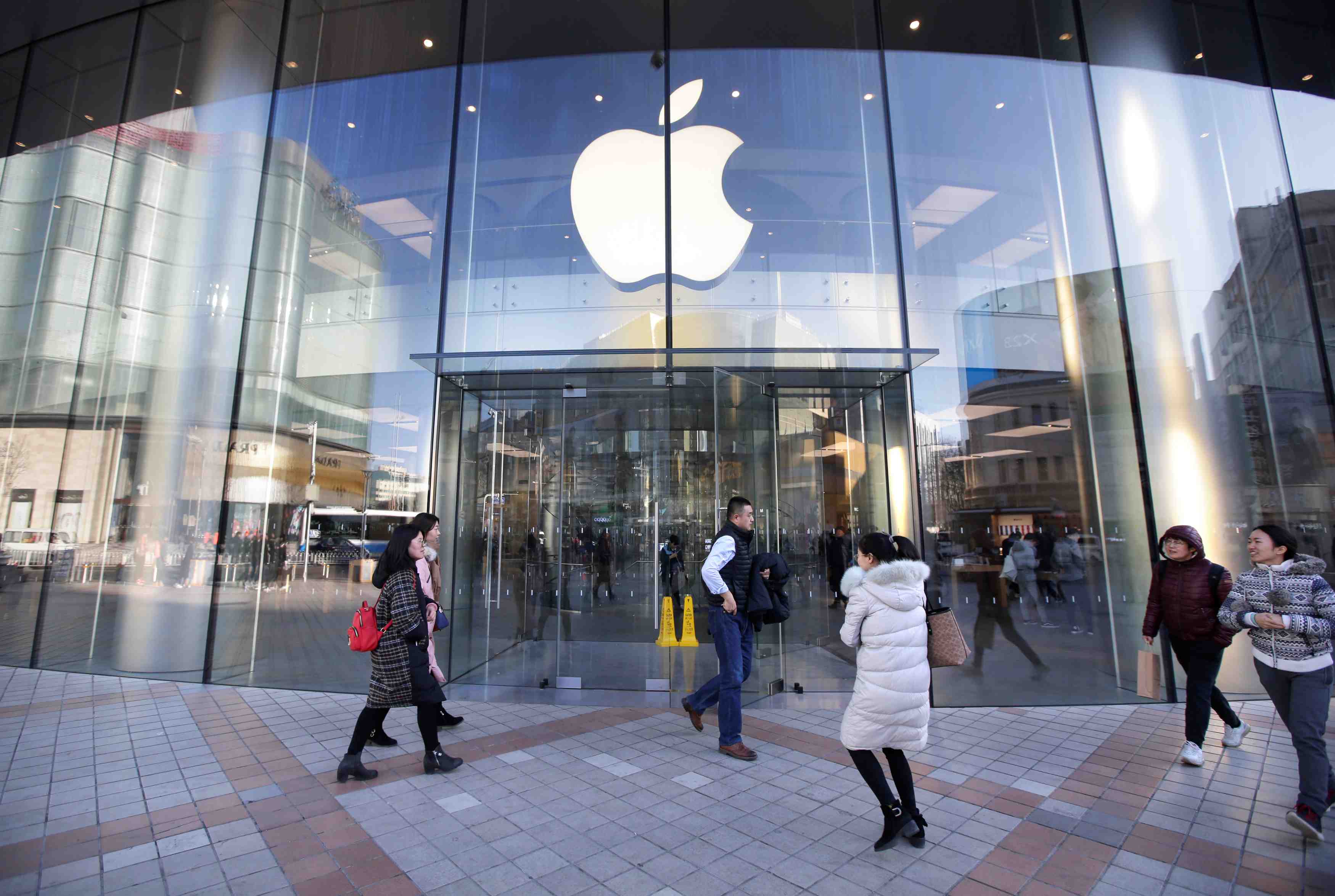 Apple va creer un nouveau campus et des centres de donnees aux usa