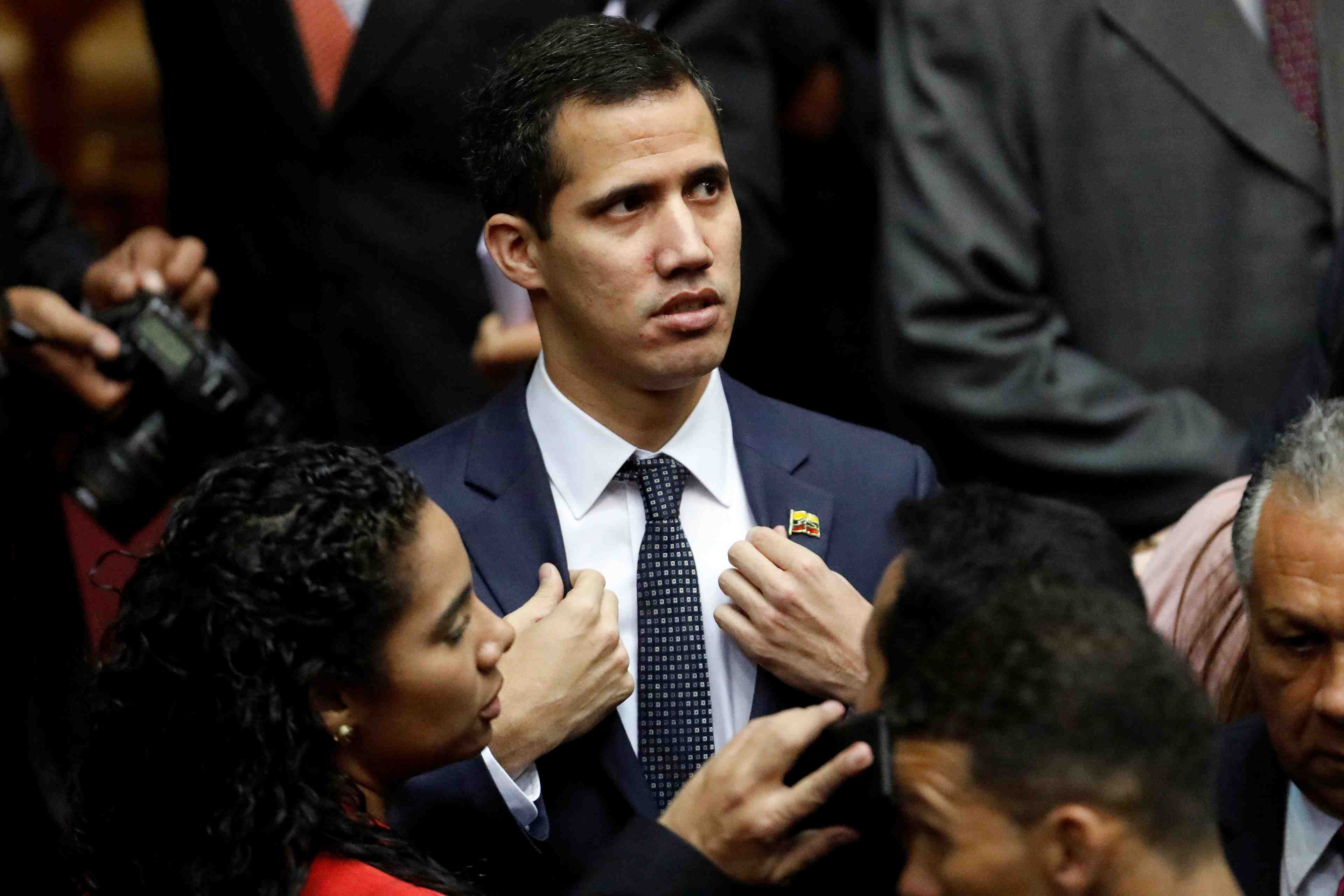 Le president du parlement venezuelien qualifie maduro d'"usurpateur"