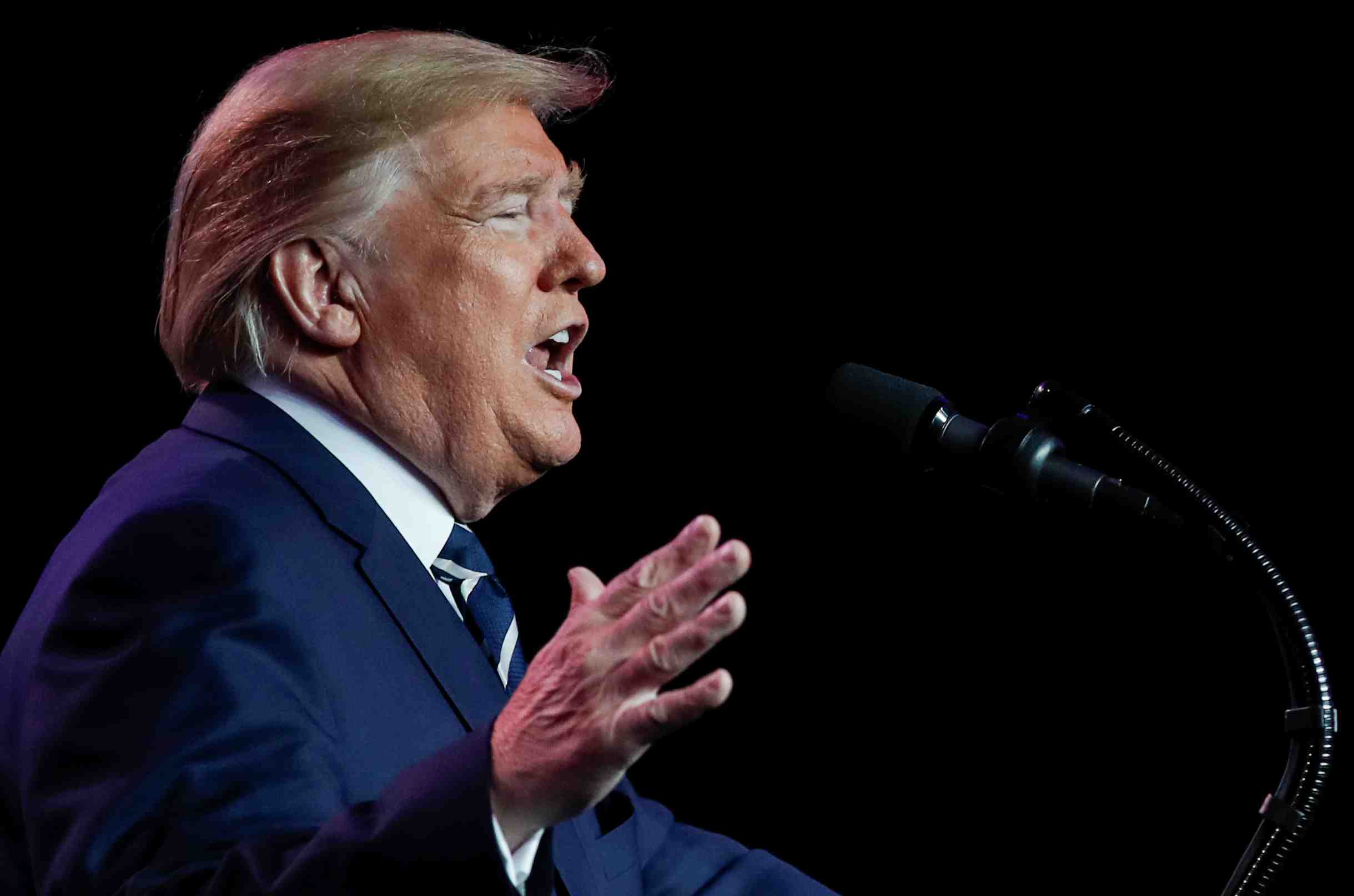 Trump s'est entretenu avec un representant des taliban afghans