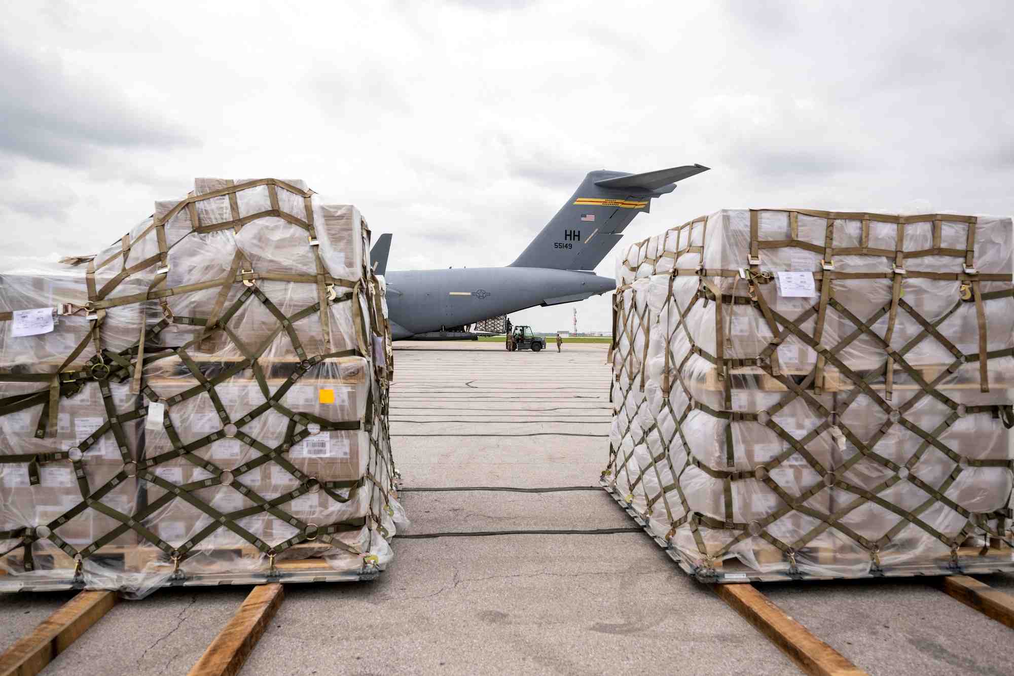 Arrivee aux usa d'une premiere cargaison europeenne de lait pour bebe