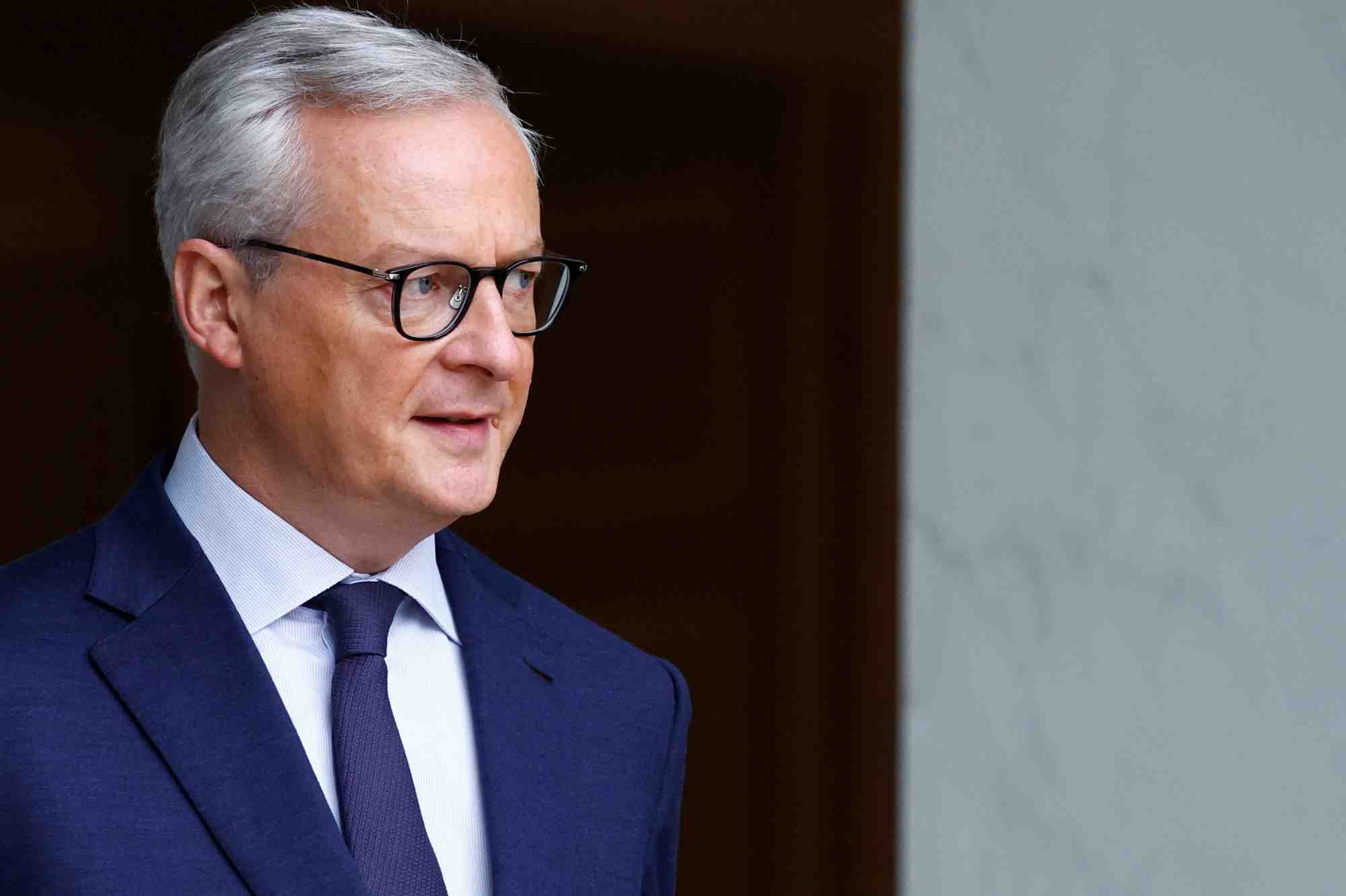 Le ministre francais de l'economie, bruno le maire, au palais de l'elysee a paris