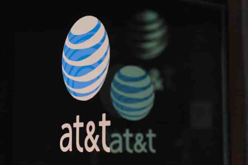 At&t reste optimiste pour sa fusion avec time warner