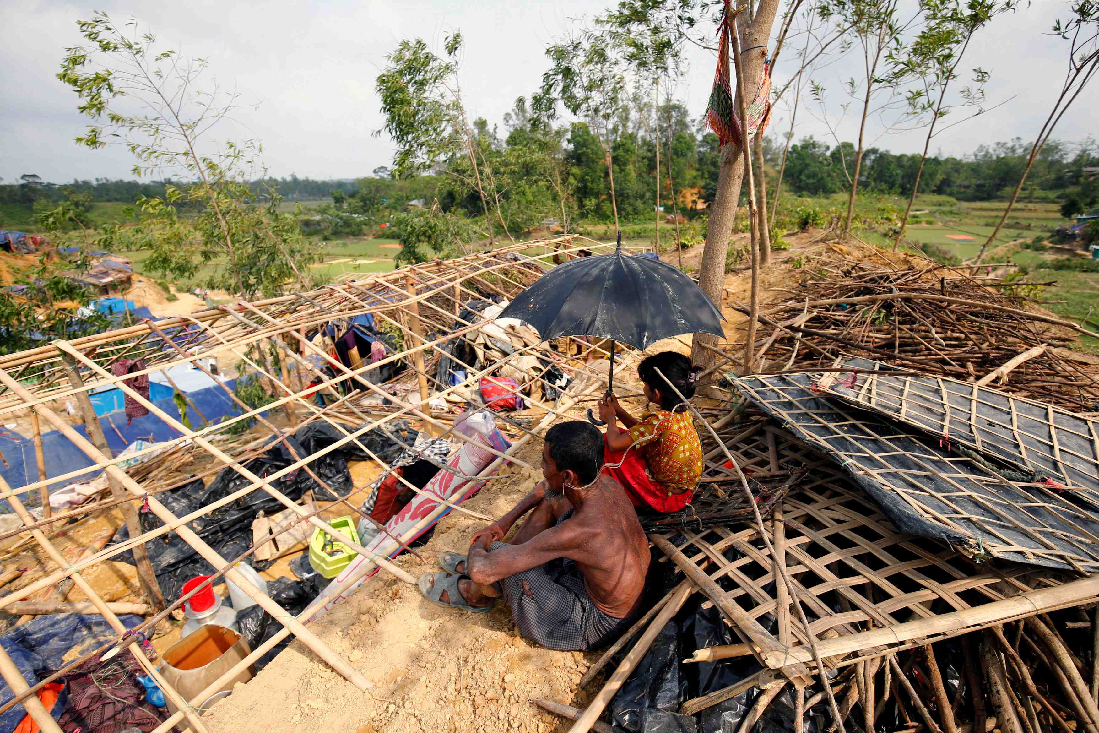 Apres le cyclone mora, des pecheurs en detresse au bangladesh