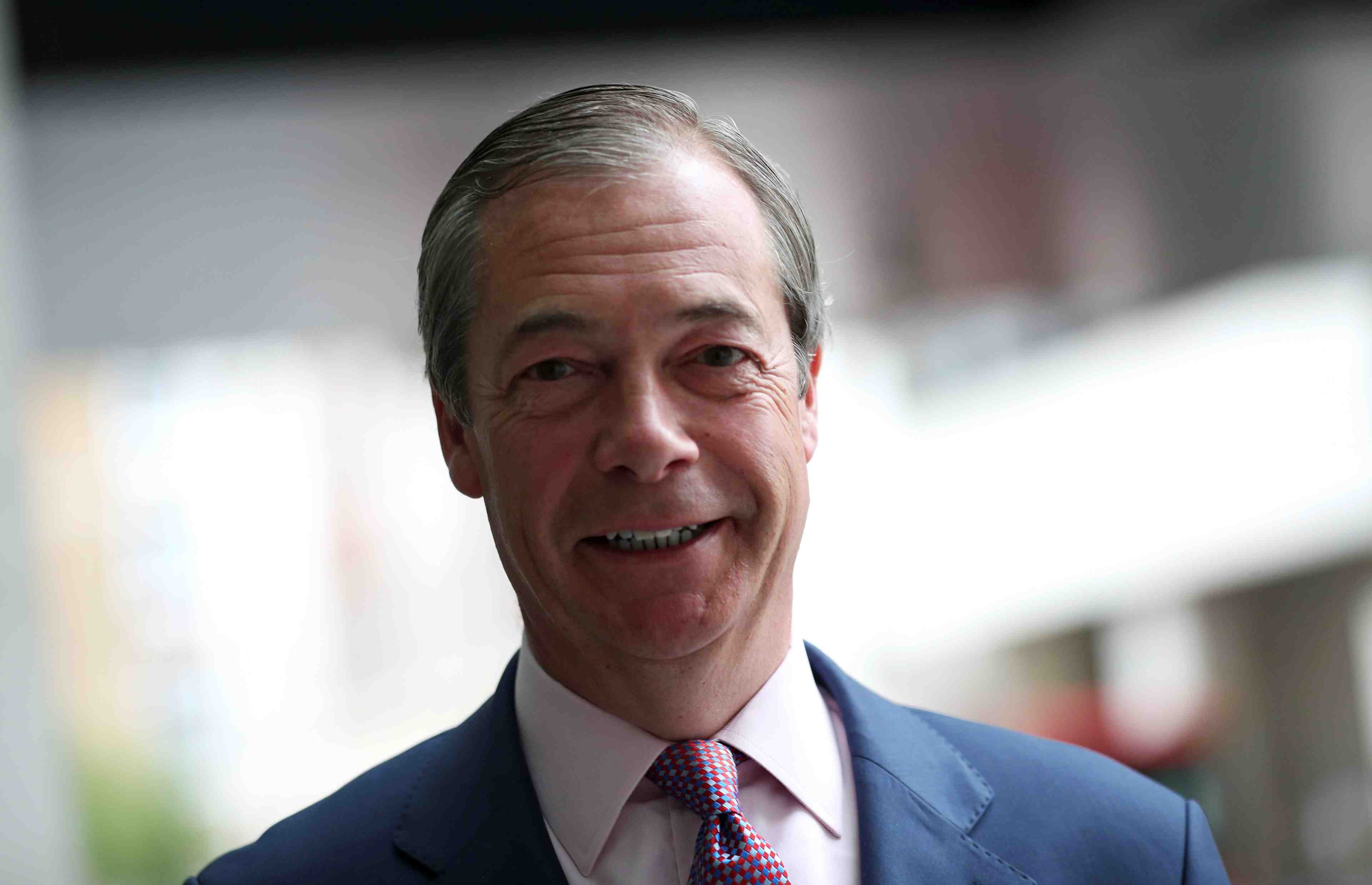 Grande-bretagne: farage demande a participer a des negociations sur le brexit