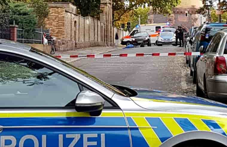 Allemagne: de nouveaux tirs entendus pres de halle, selon le magazine focus
