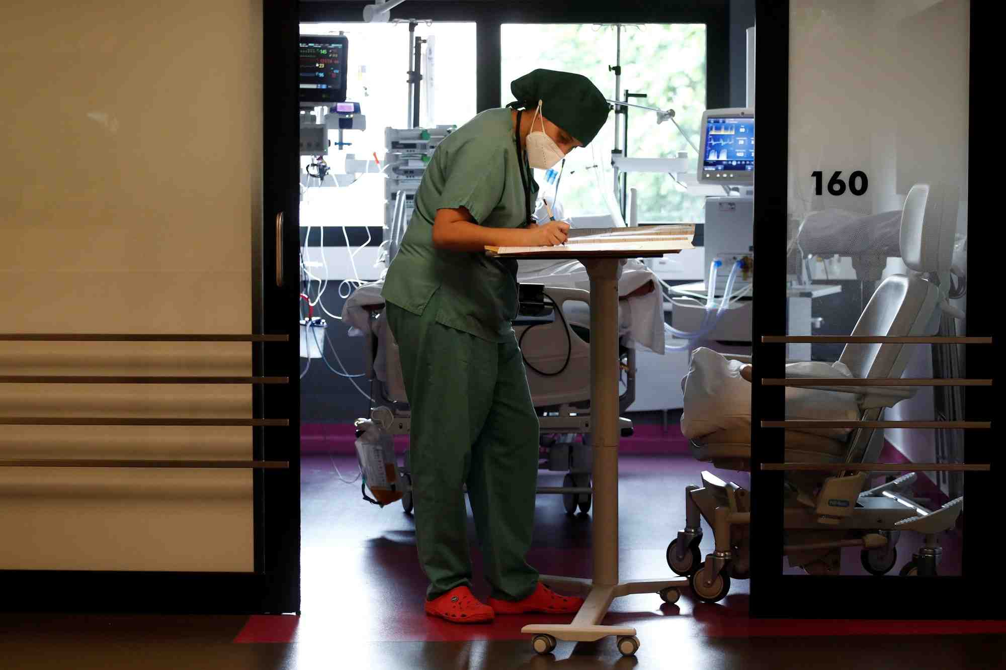 France/coronavirus: la 4e vague se fait deja sentir a l'hopital, dit fischer