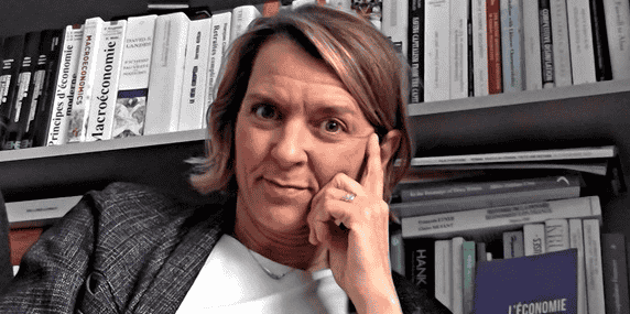 Hélène Périvier est économiste à l'Observatoire français des conjonctures économiques (OFCE - Sciences Po) et présidente du Conseil de la famille, un organisme rattaché à Matignon.