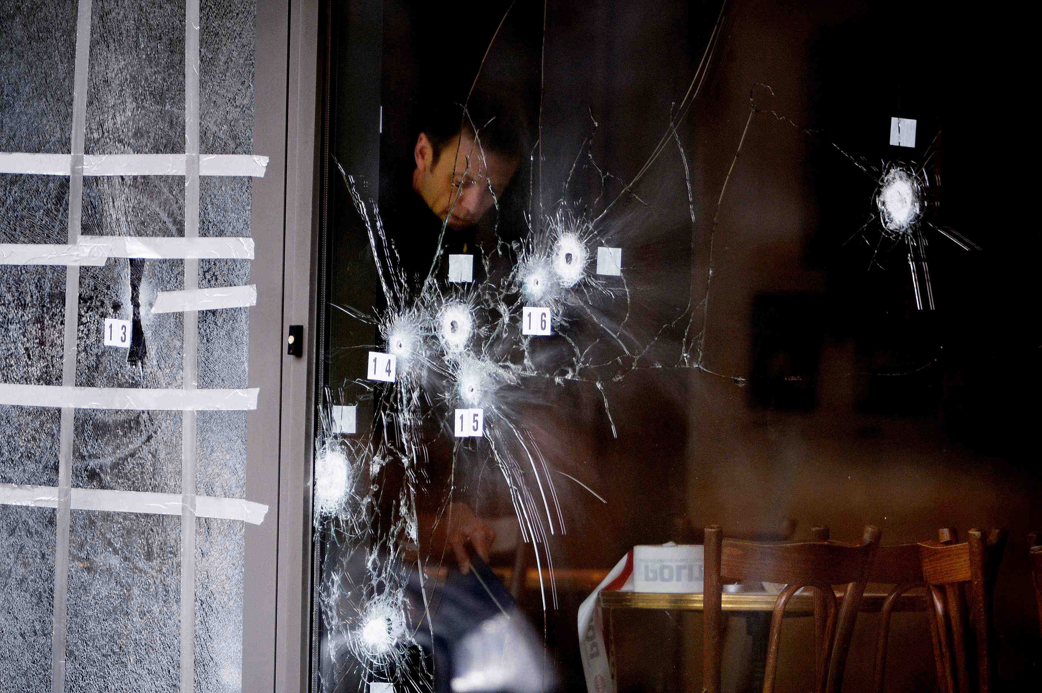 Deux hommes formellement accuses de soutien au tireur de copenhague