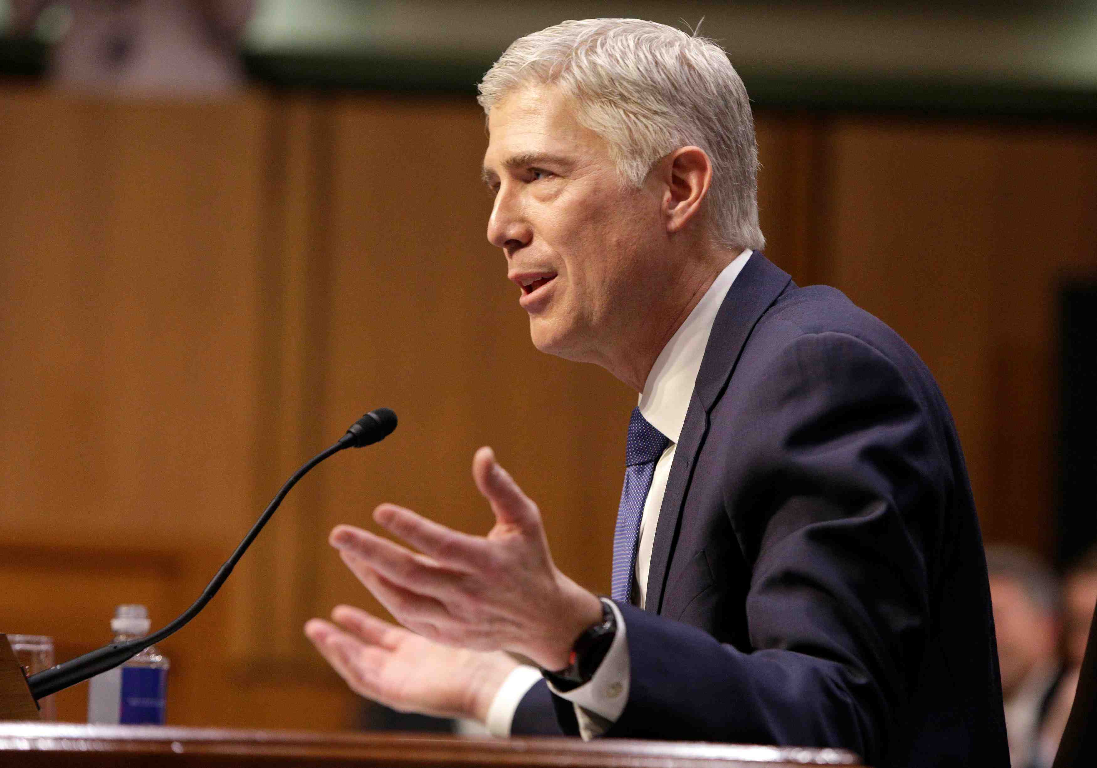 Cour supreme: le juge gorsuch devant les senateurs americains