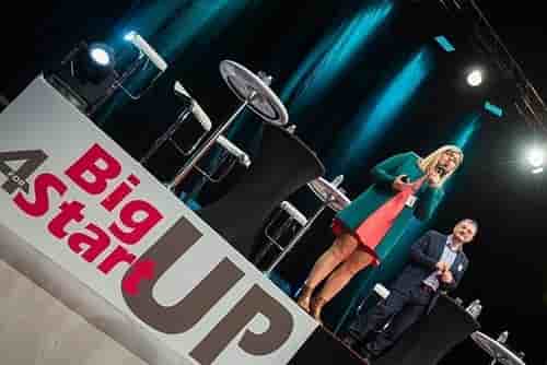 Lucie Phaosady et Pierre Billet, sur scène pour BigUp For Startup
