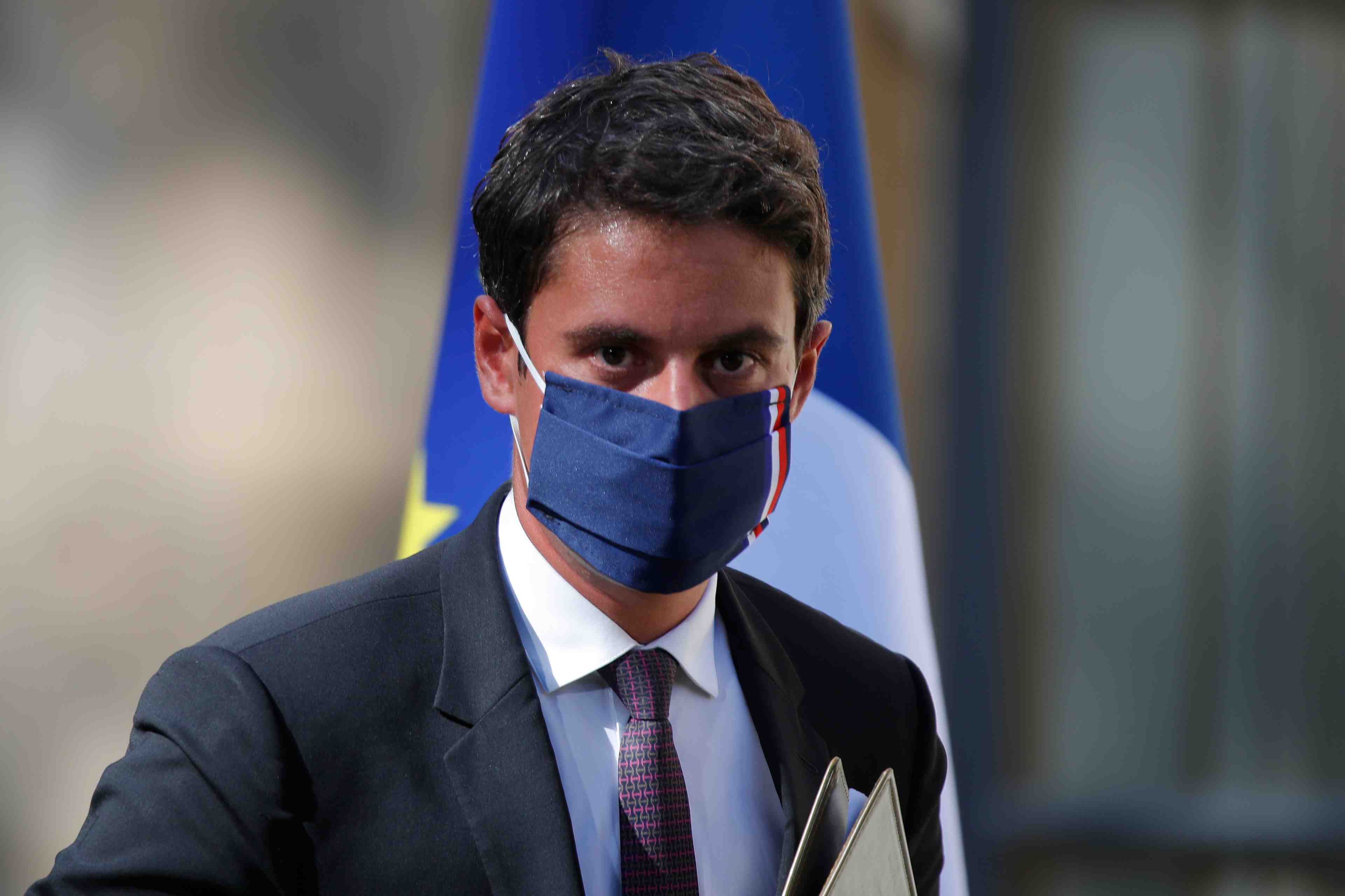 Le gouvernement minimise le desordre autour d'un vote sur l'etat d'urgence sanitaire