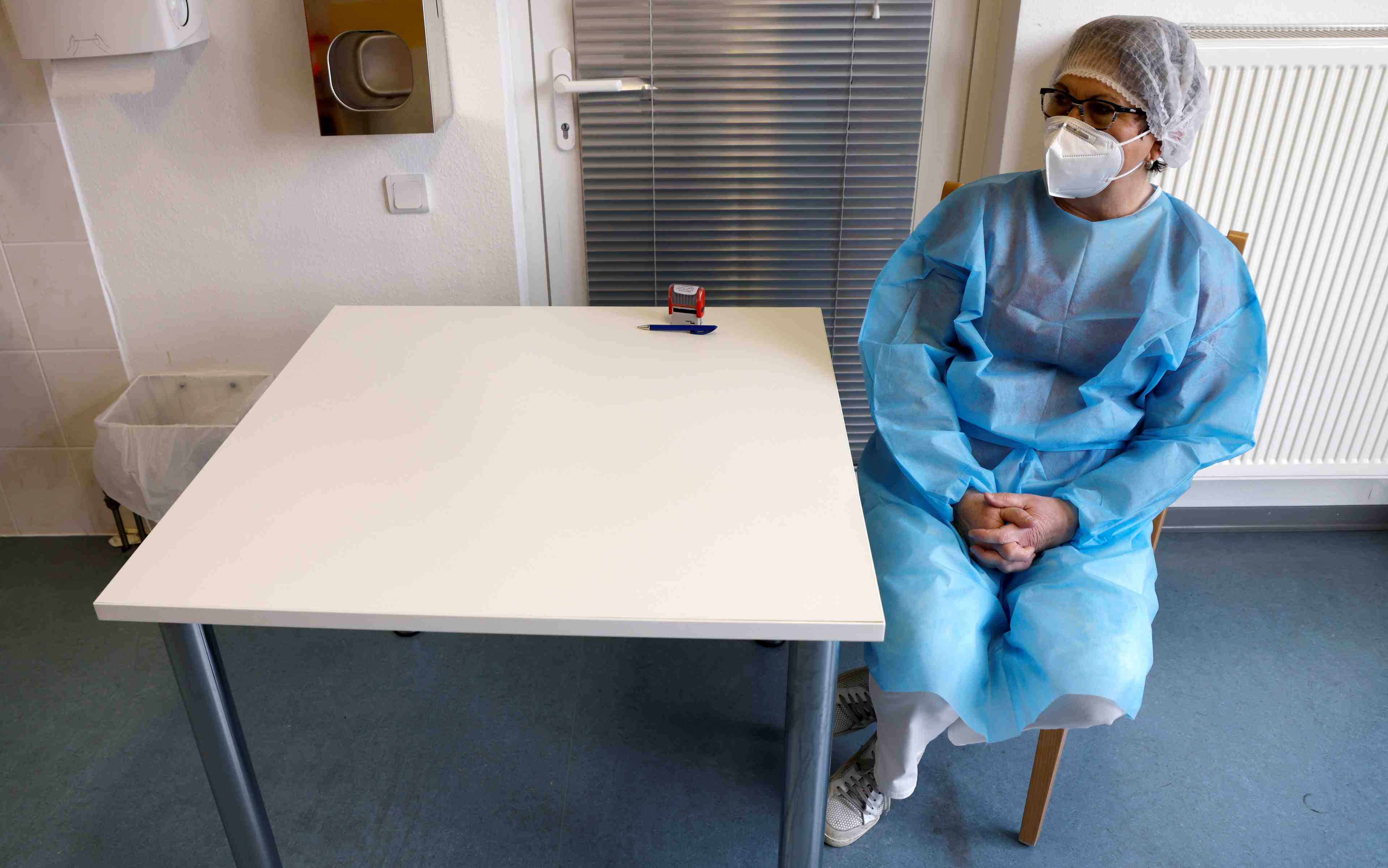 Coronavirus: pres de 12.900 nouveaux cas signales en allemagne