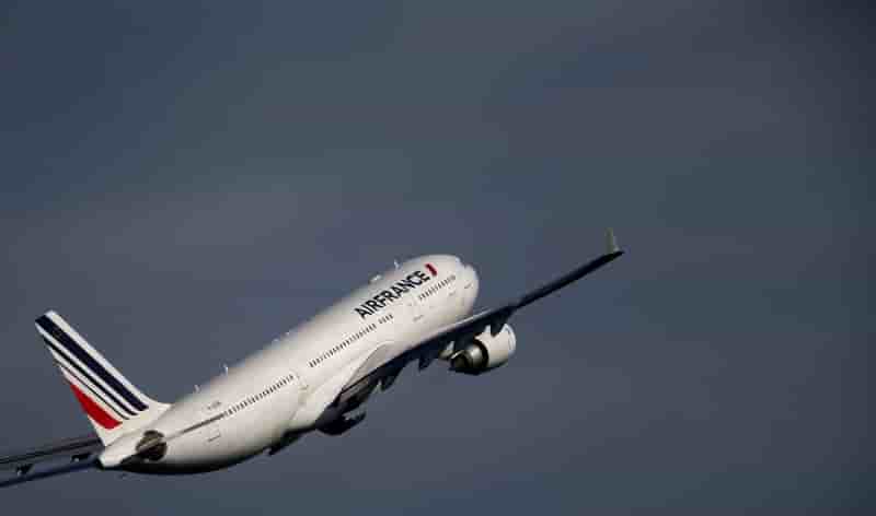 Un vol air france san-francisco-paris deroute a la suite de menaces