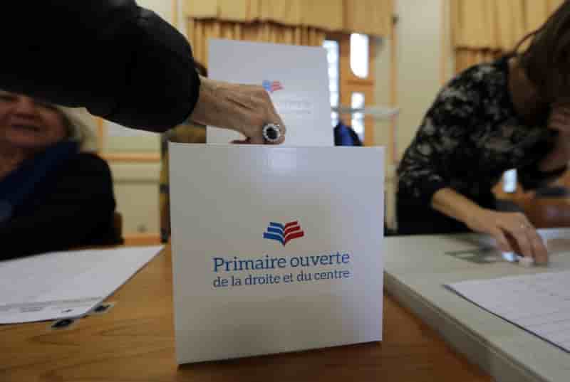 Le suspense plane sur l'issue du premier tour de la primaire