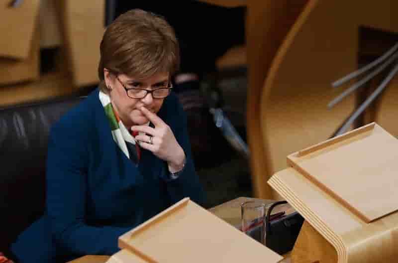 May va denoncer "l'obsession" pour l'independance de sturgeon
