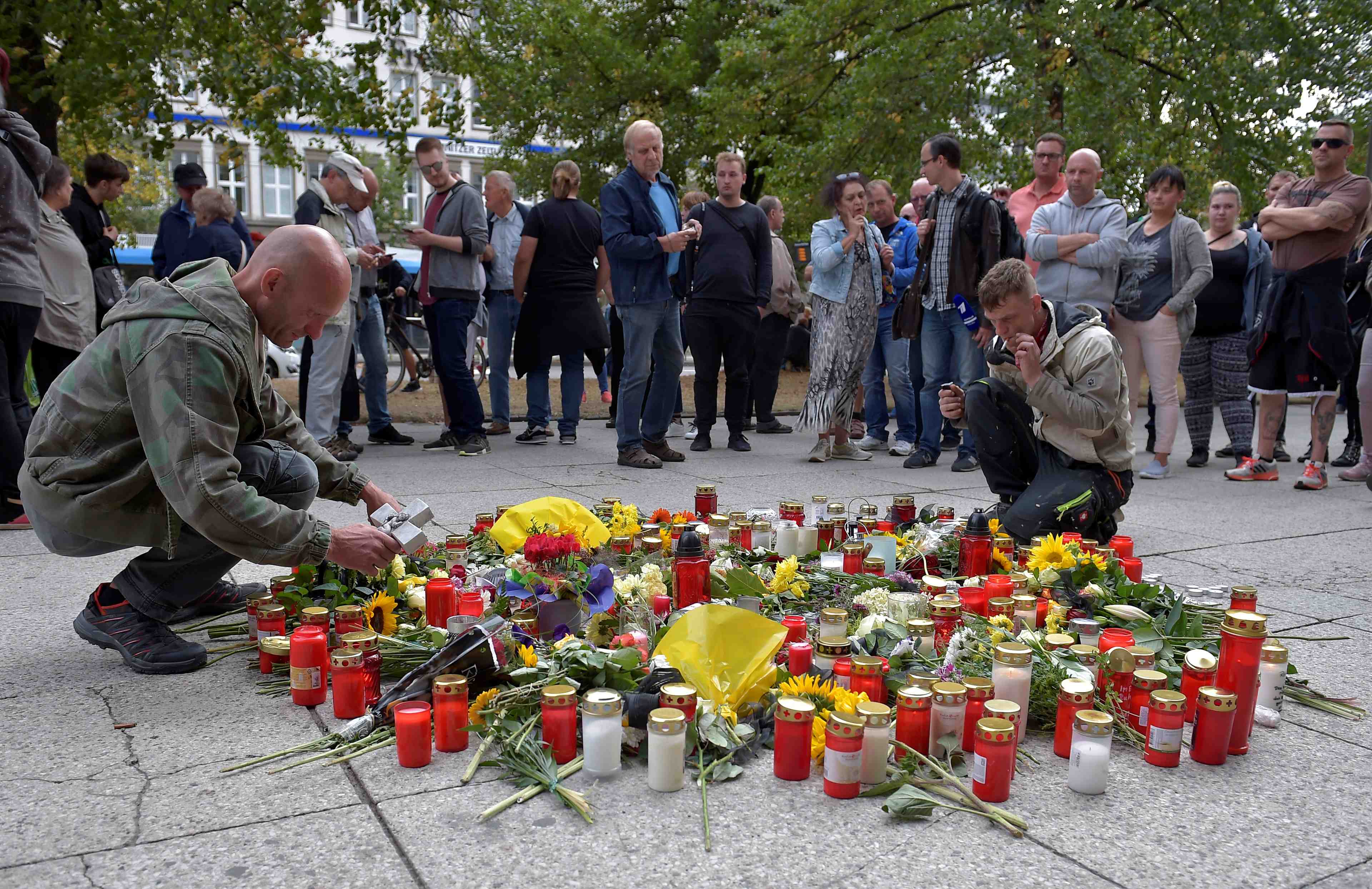 Chemnitz: la justice allemande ouvre une enquete sur la fuite d'un mandat d'arret