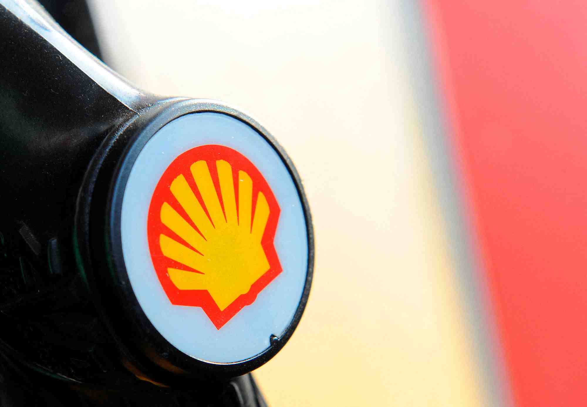 Une ong met en garde les dirigeants de shell sur les emissions de gaz a effet de serre