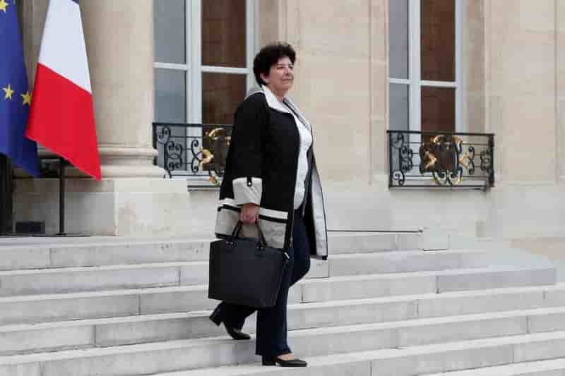 Le gouvernement annonce un "plan etudiant"