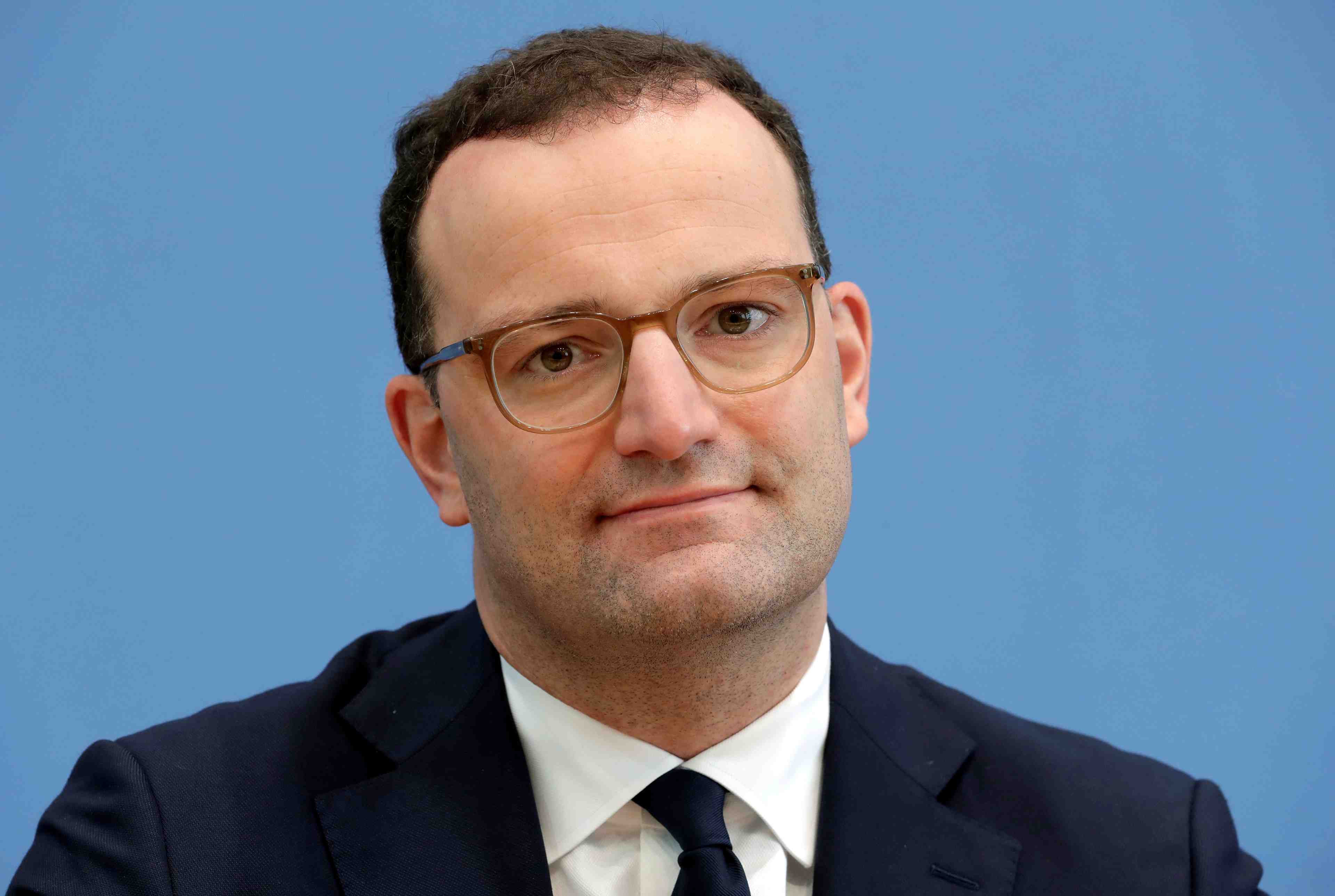 Coronavirus: le ministre allemand de la sante contamine, mis a l'isolement