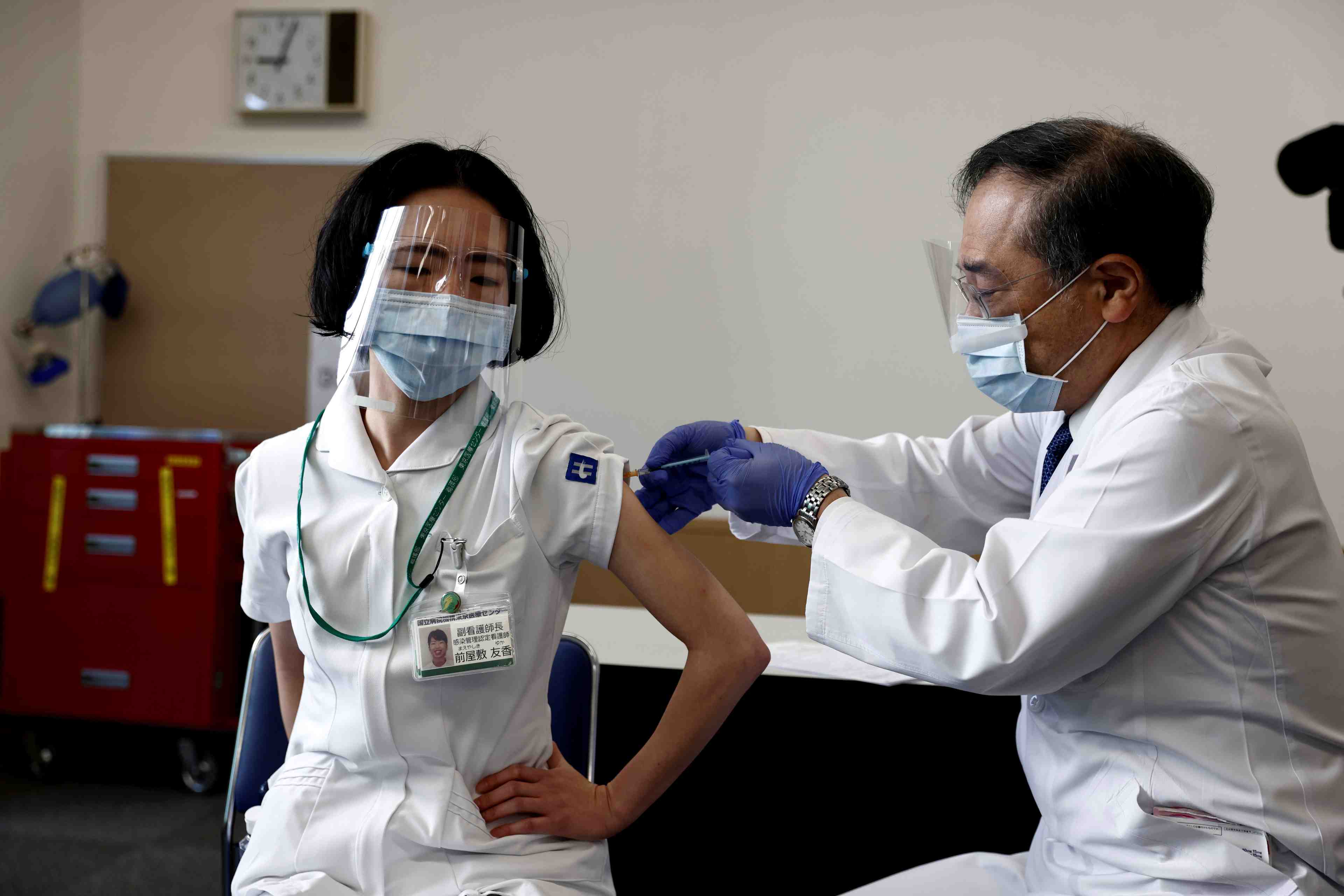 Le japon a lance sa campagne de vaccination contre le coronavirus