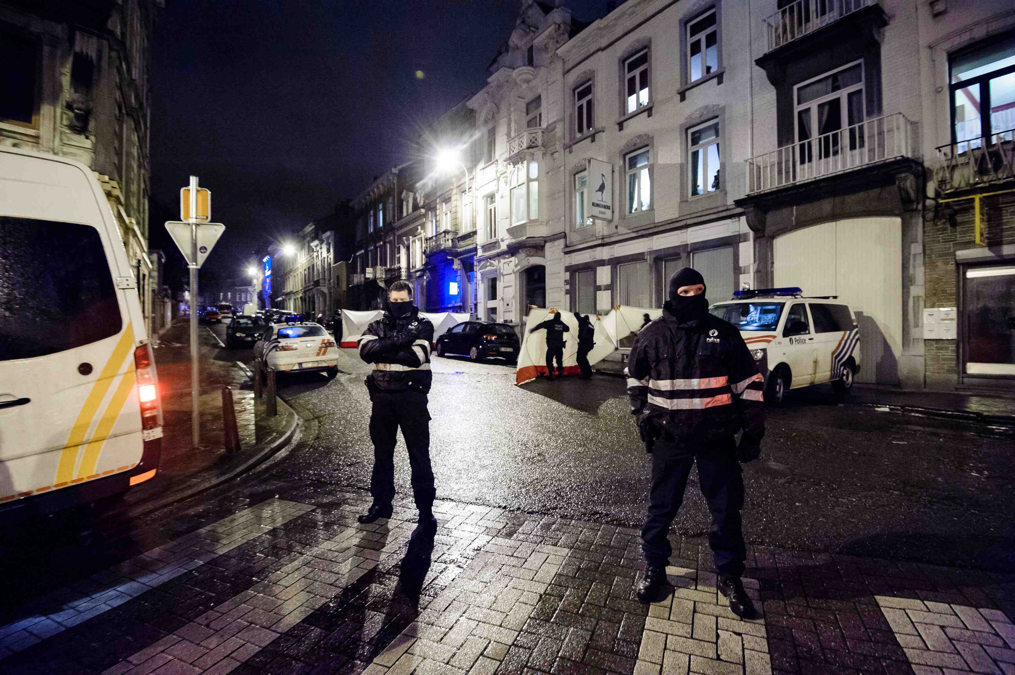 Quinze arrestations apres le raid antiterroriste en belgique