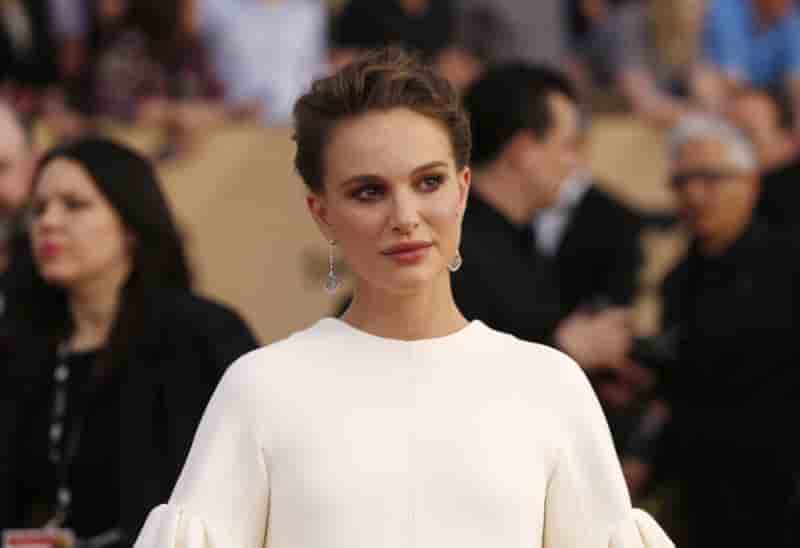 Natalie portman boycotte le "nobel juif" pour ne pas apparaitre aux cotes de netanyahu