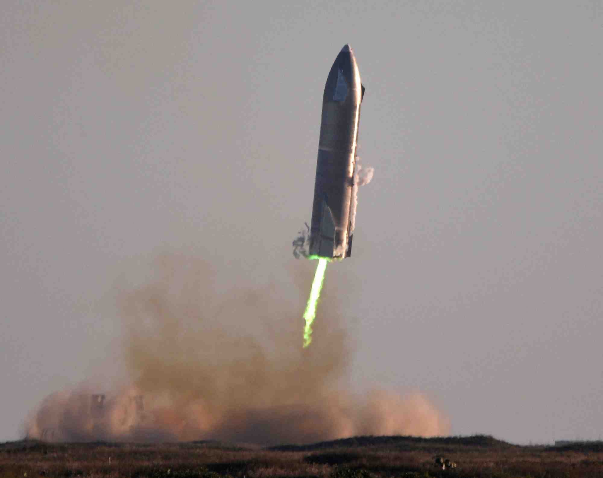 La faa americaine en contact avec spacex apres l'incendie d'un propulseur du starship
