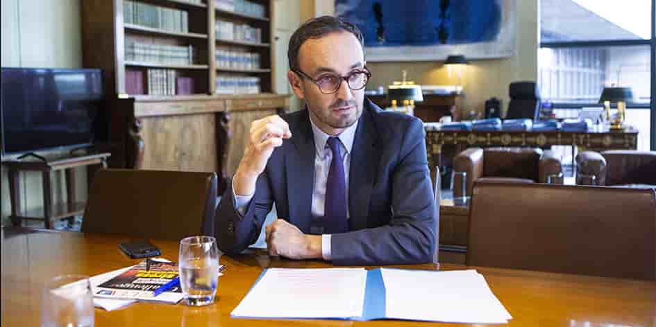 Le ministre dans son bureau à Bercy en septembre.
