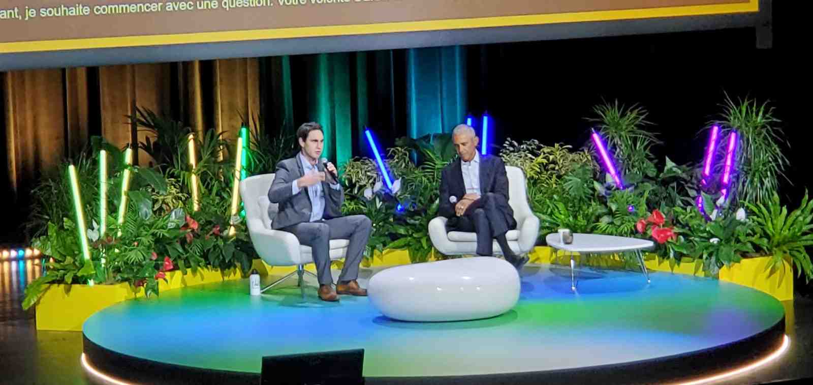 L'ancien président Obama s'est exprimé devant quelque 1 200 personnes venues assister à l'ouverture de la première édition du POwR.Earth Summit 2024, au CNIT Paris La Défense.