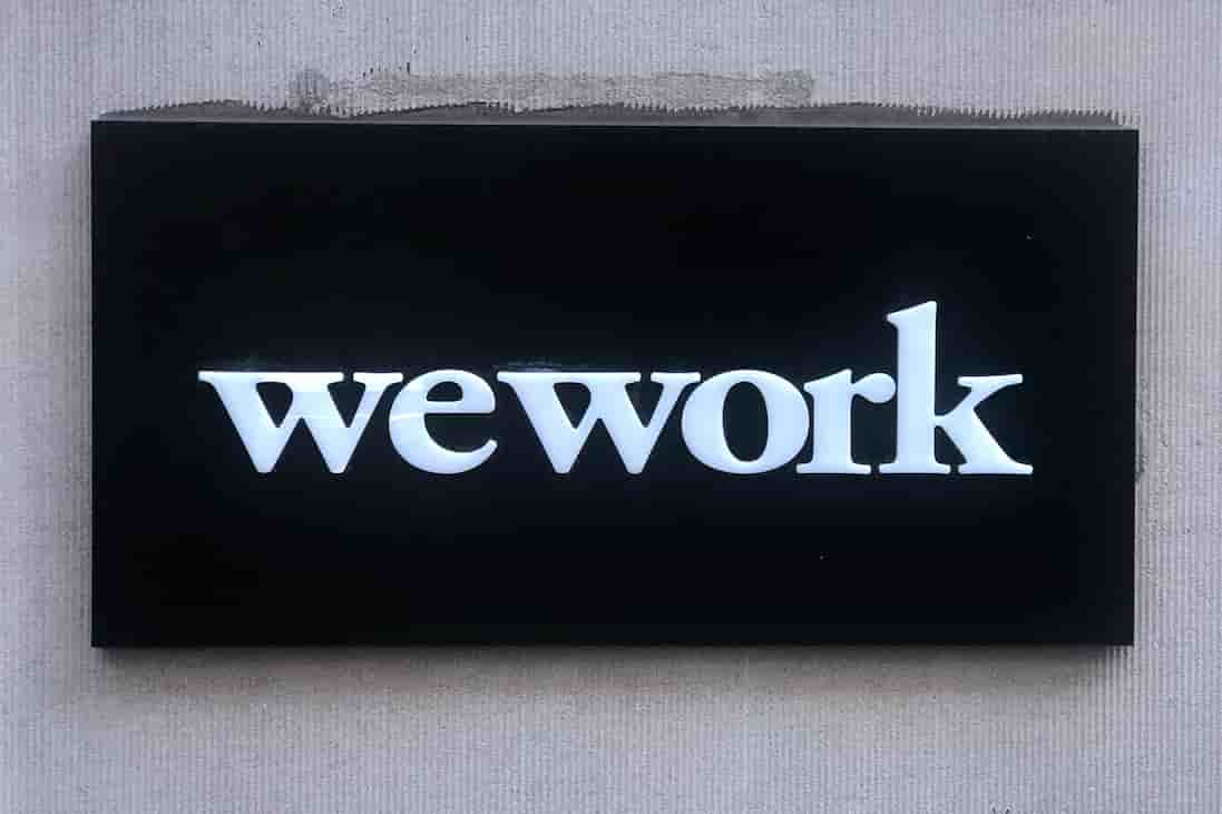 Wework, leader mondial du bureau flexible a annoncé son dépôt de bilan outre-Atlantique.